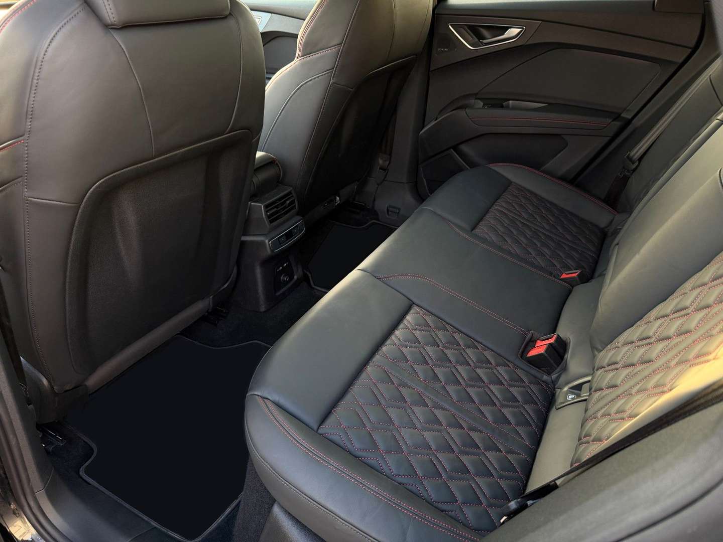 Audi Q4 E-tron Sportback 50 - 2024 - Joinsteer - #9