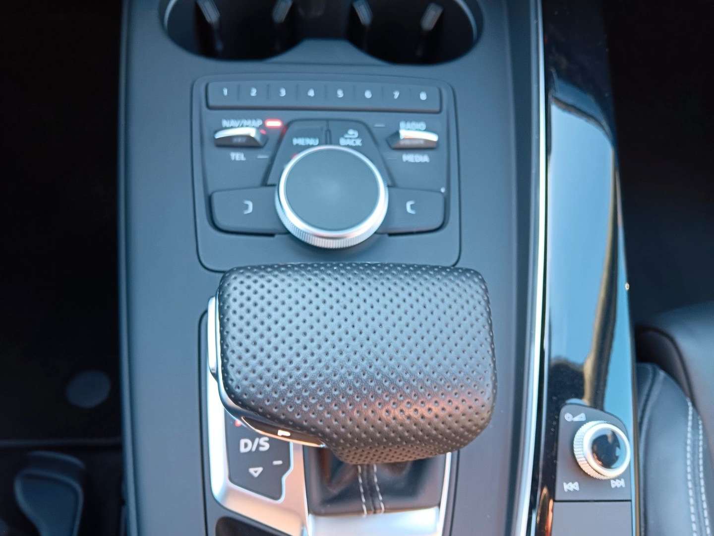 Audi A4 Avant 40 TDI - 2019 - Joinsteer - #14