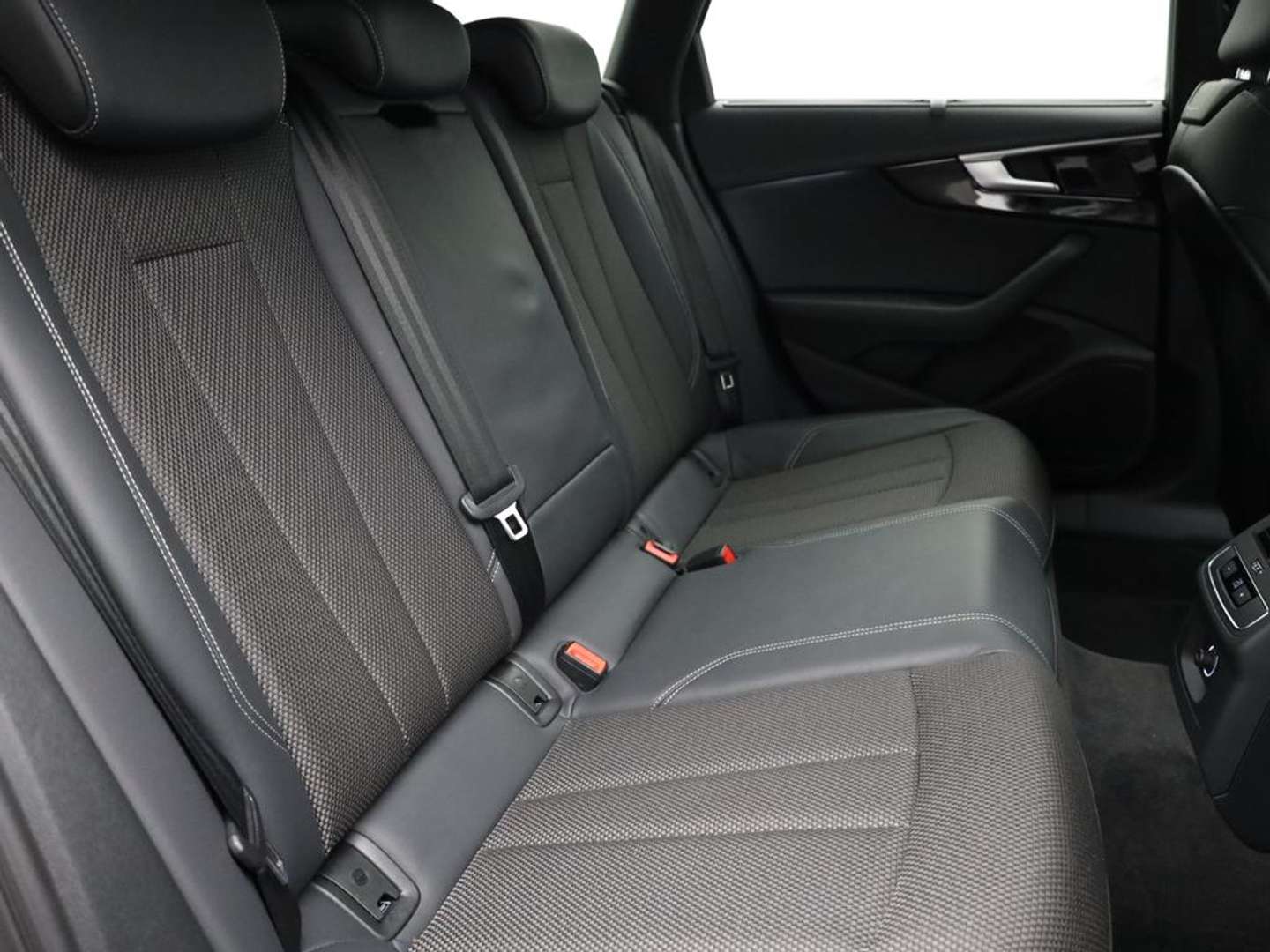 Audi A4 S Line Avant 35 TDI - 2020 - Joinsteer - #23