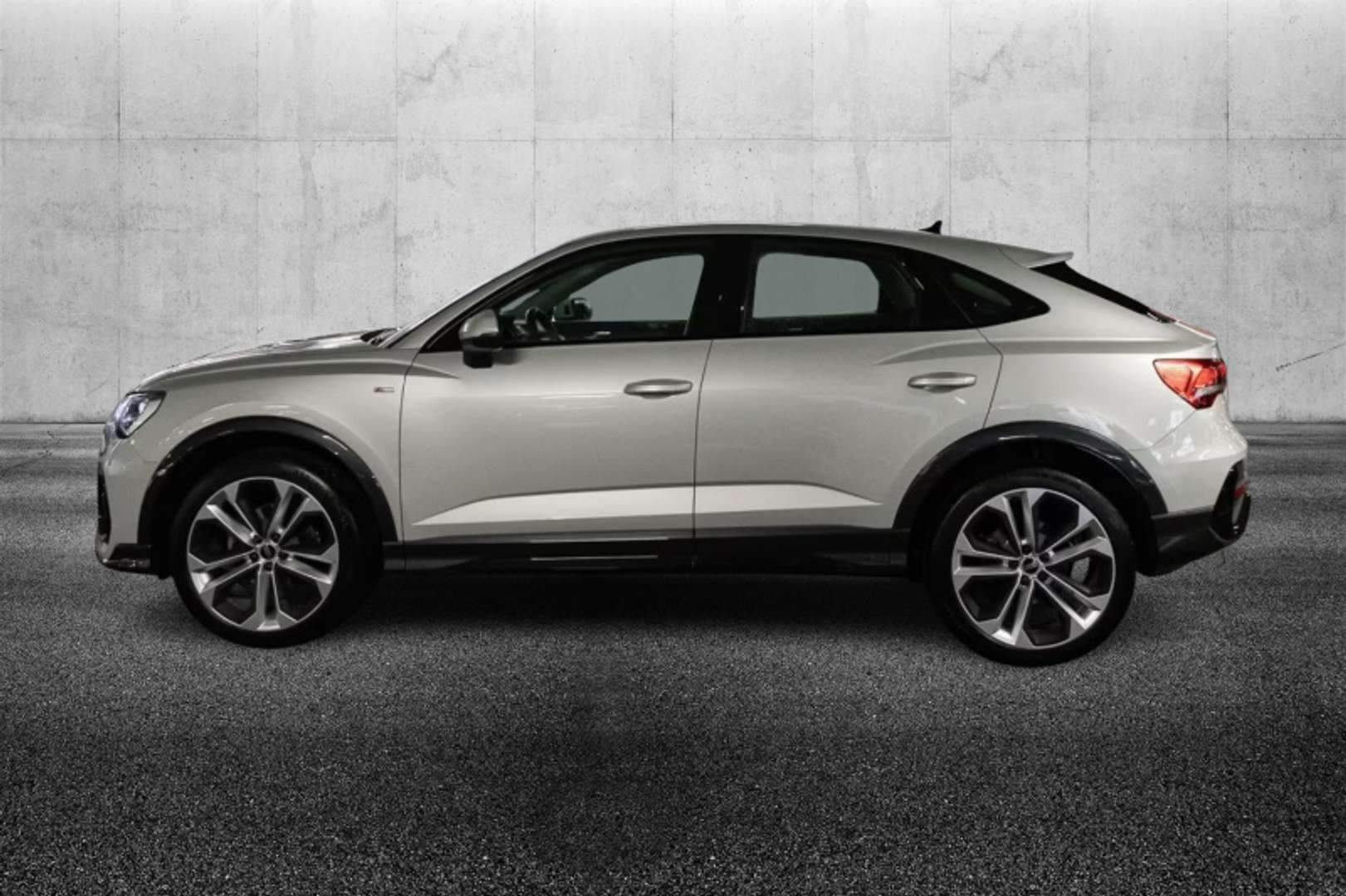 Audi Q3 S Line 35 TFSI - 2023 - Joinsteer - #4