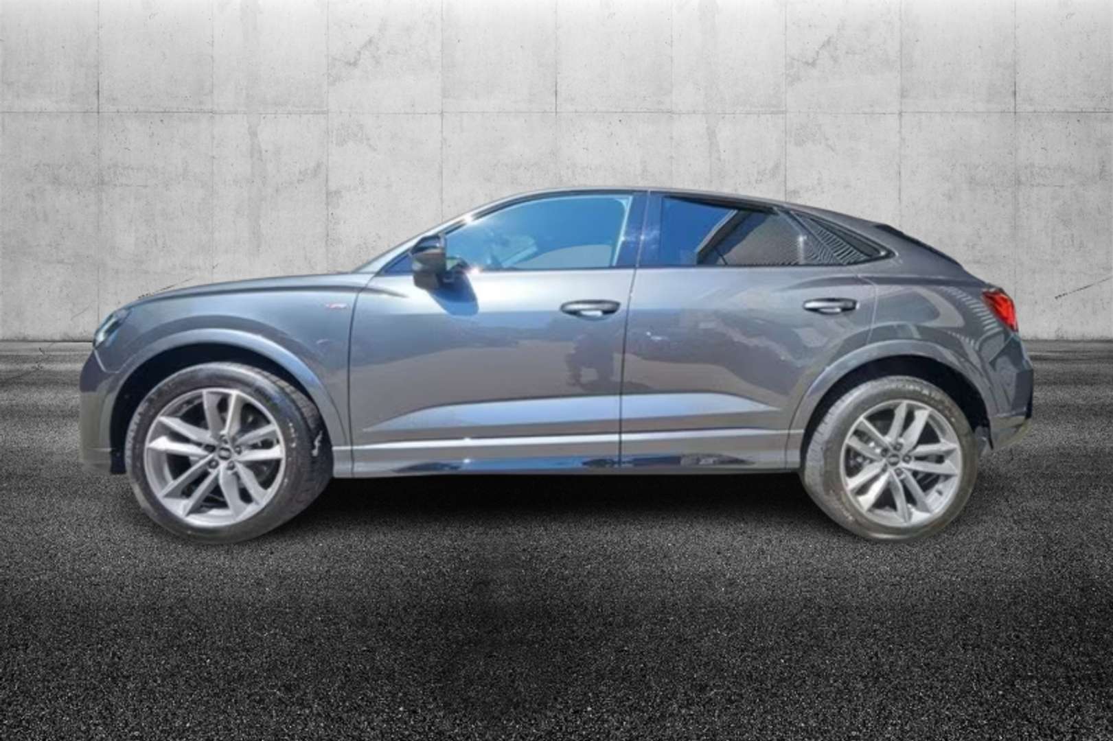 Audi Q3 S Line Edition 35 TFSI - 2024 - Joinsteer - #4