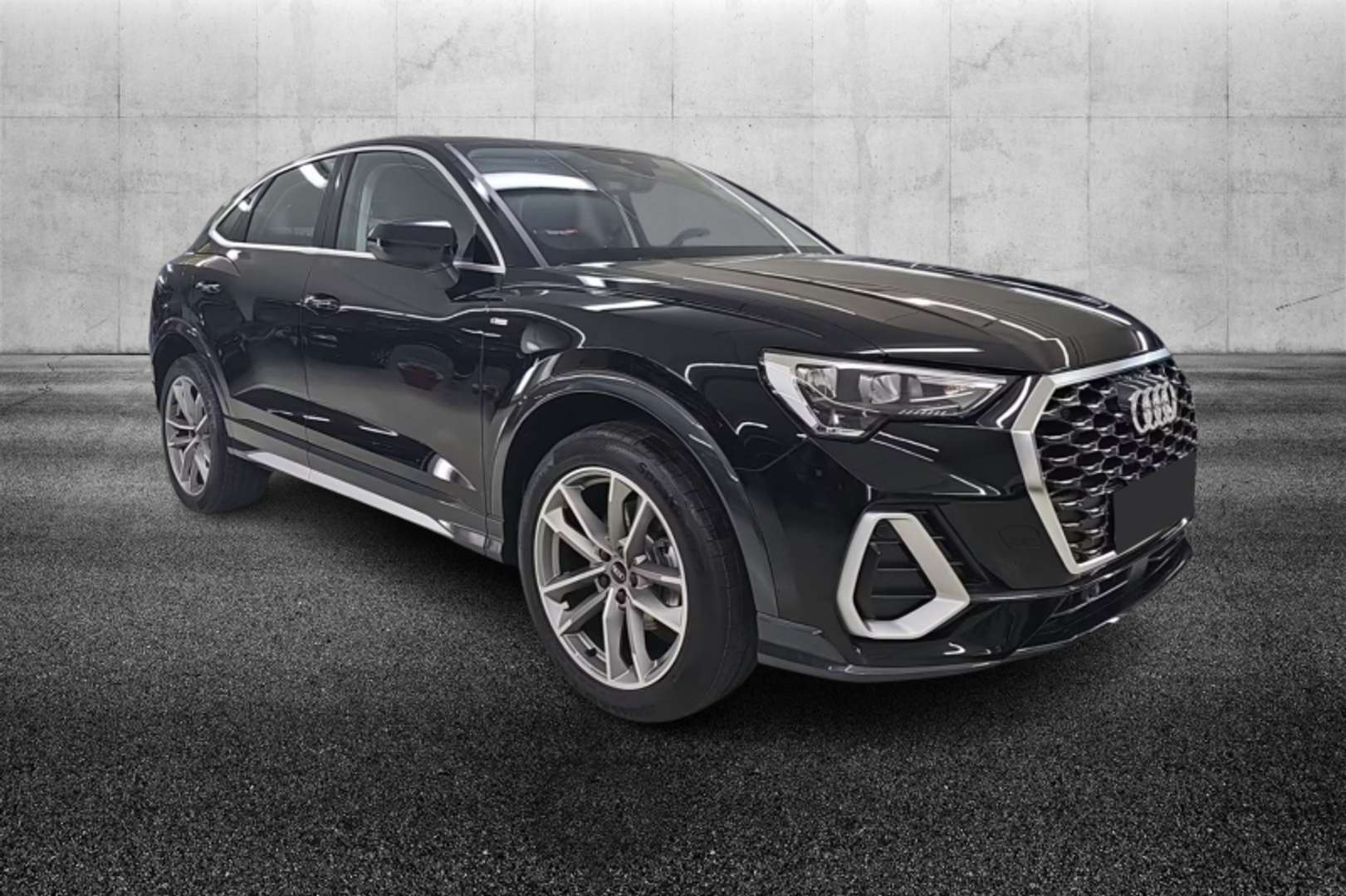 Audi Q3 S Line 35 TFSI - 2024 - Joinsteer - #2