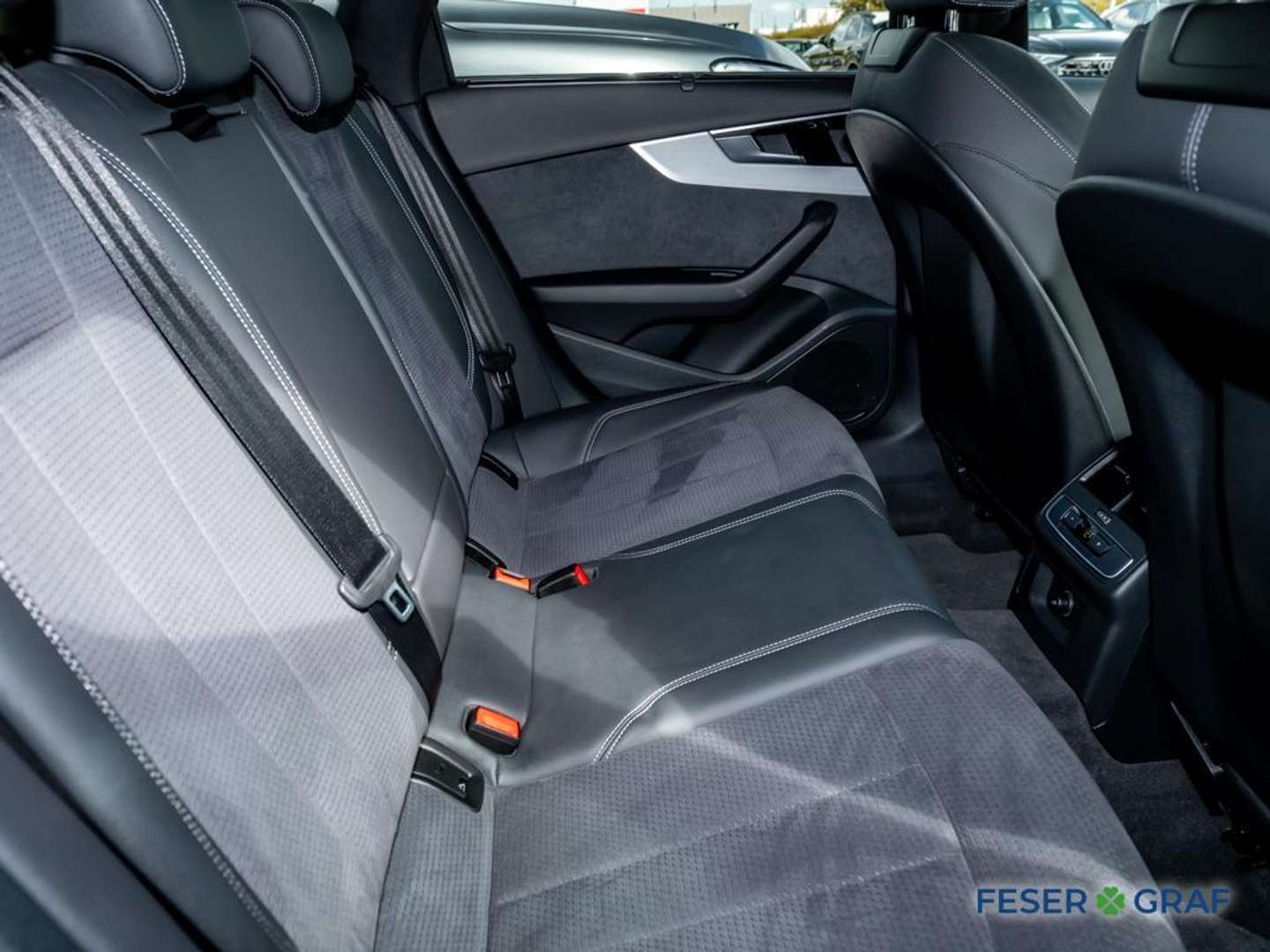 Audi A4 S Line Avant 45 TFSI - 2023 - Joinsteer - #6