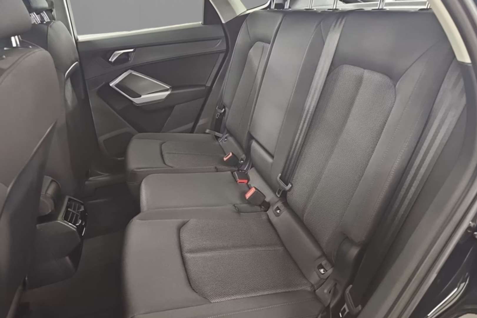 Audi Q3 S Line 35 TFSI - 2024 - Joinsteer - #8