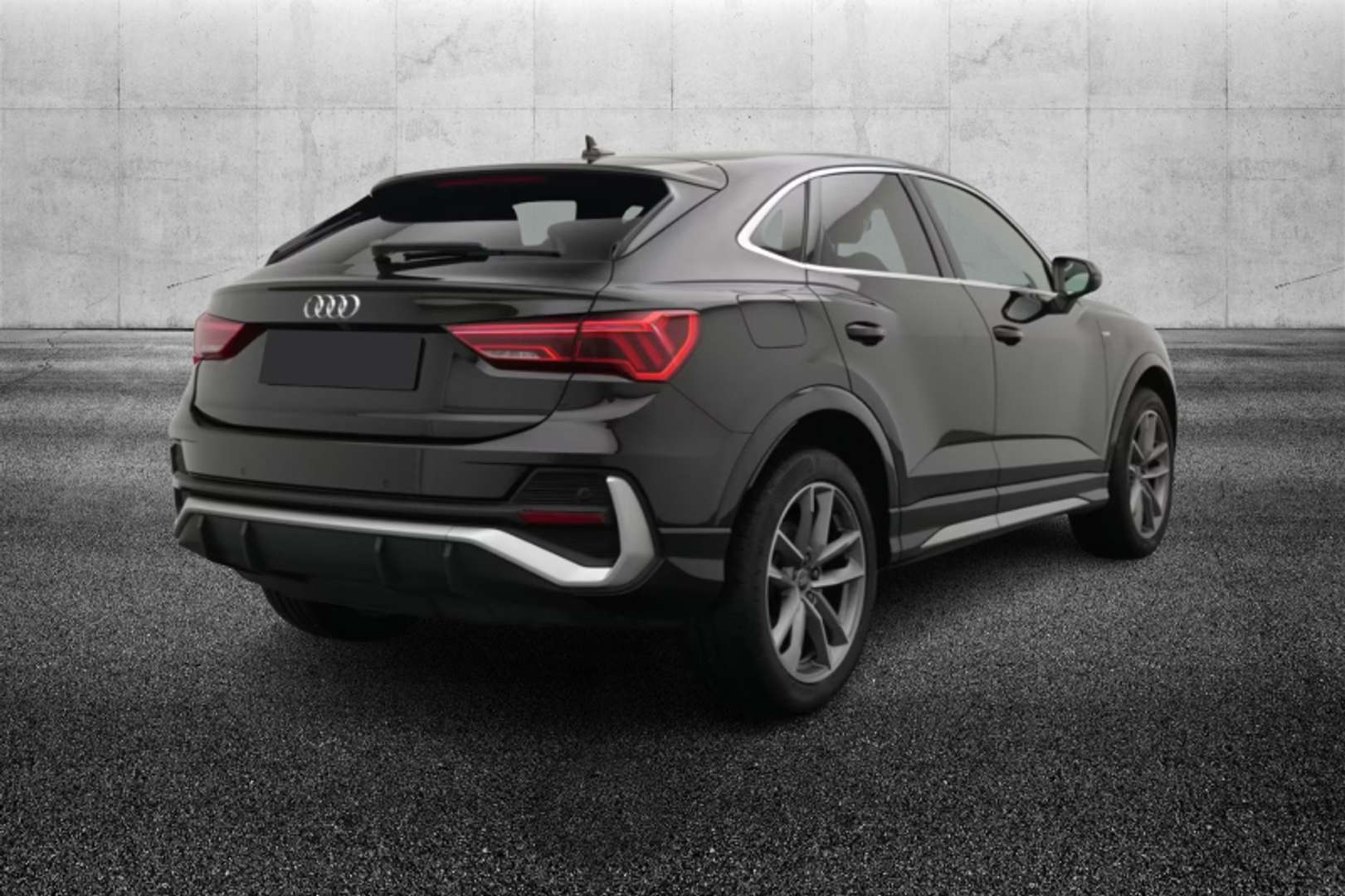 Audi Q3 S Line Edition 45 TFSI E - 2022 - Joinsteer - #2