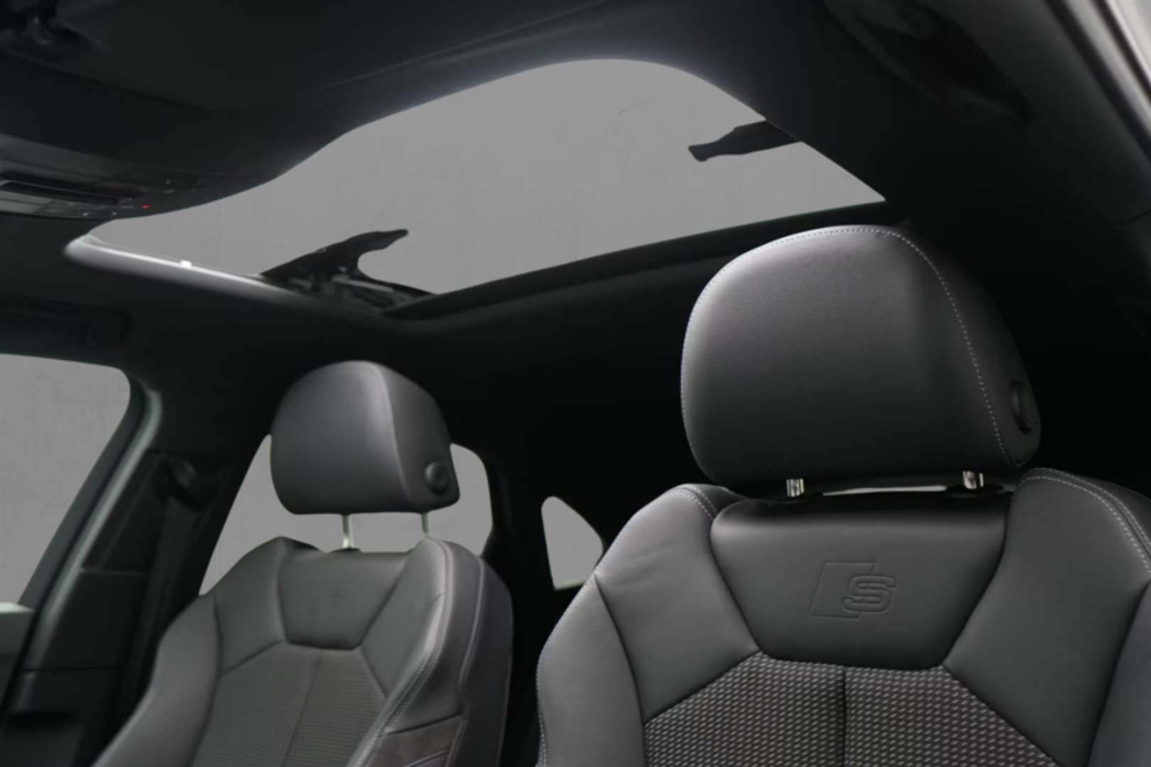 Audi Q3 S Line Edition 45 TFSI E - 2022 - Joinsteer - #7