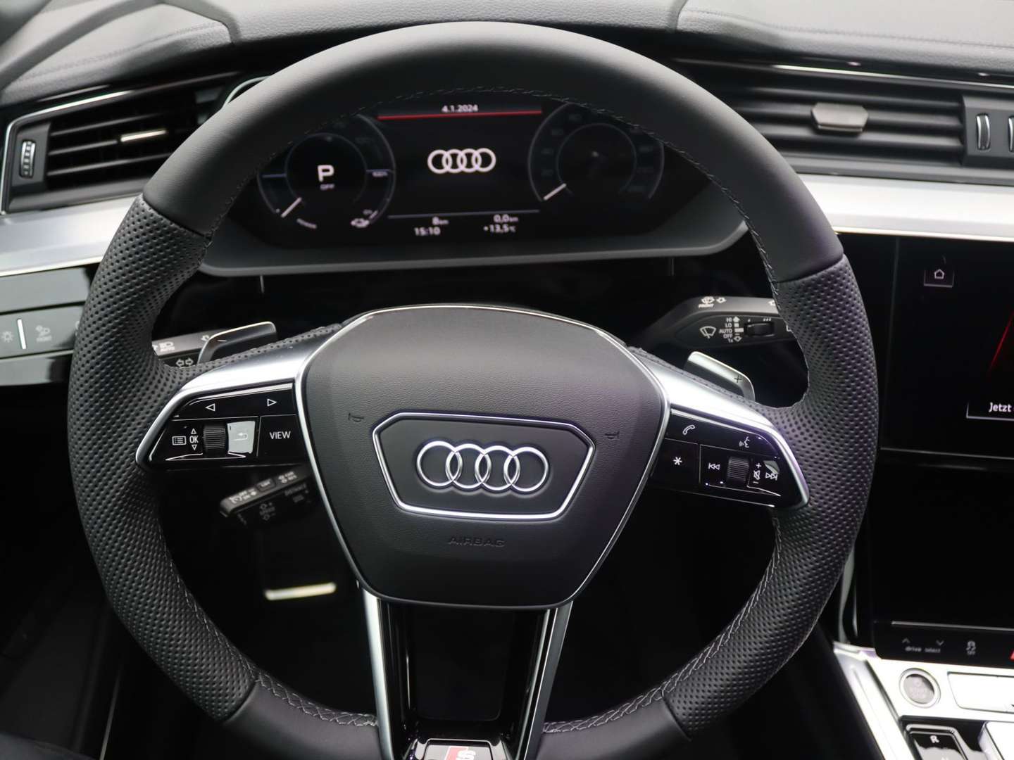 Audi Q8 E-tron S Line 55 - 2024 - Joinsteer - #13
