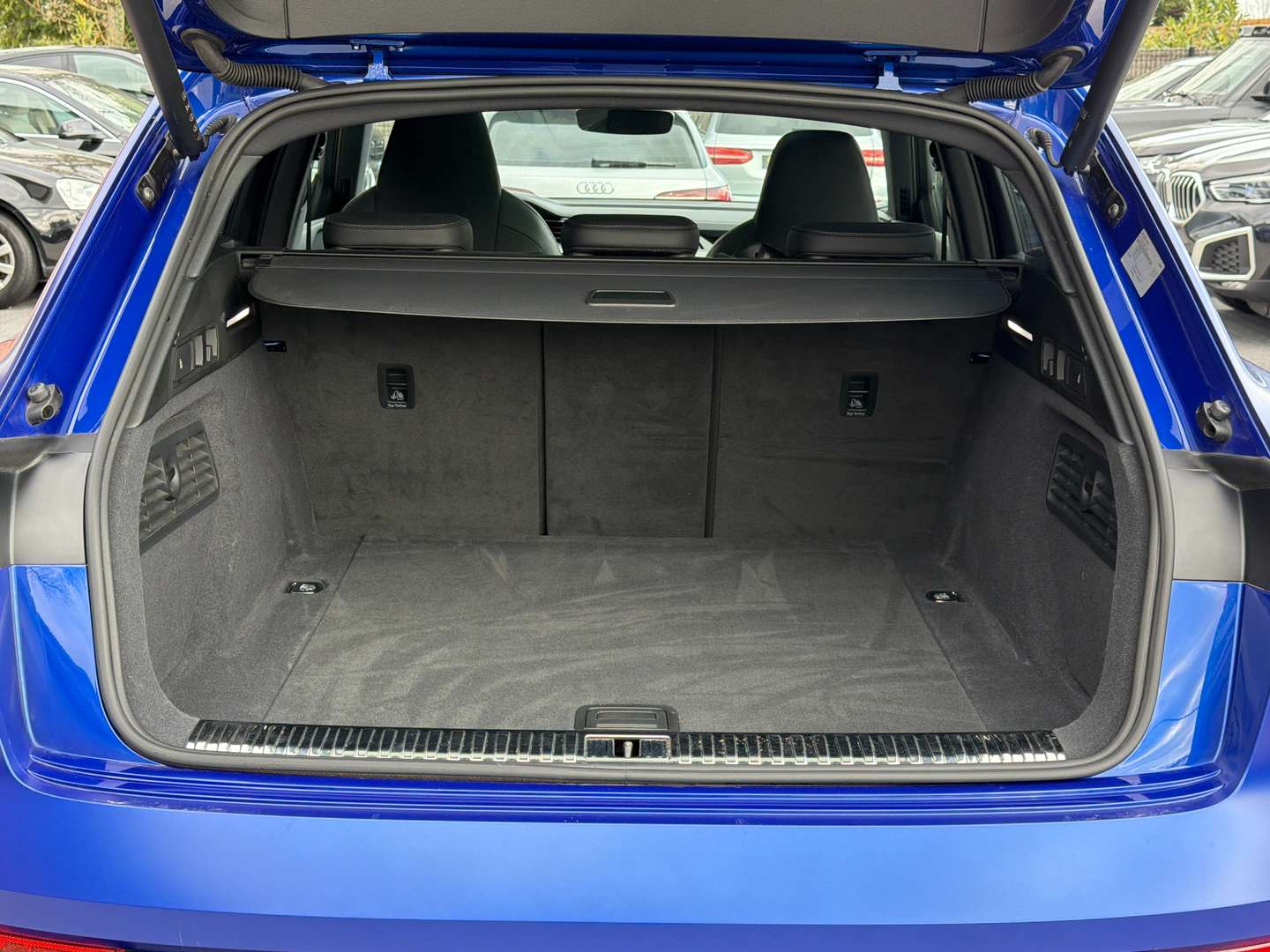 Audi Q8 E-tron S-line - 2024 - Joinsteer - #13