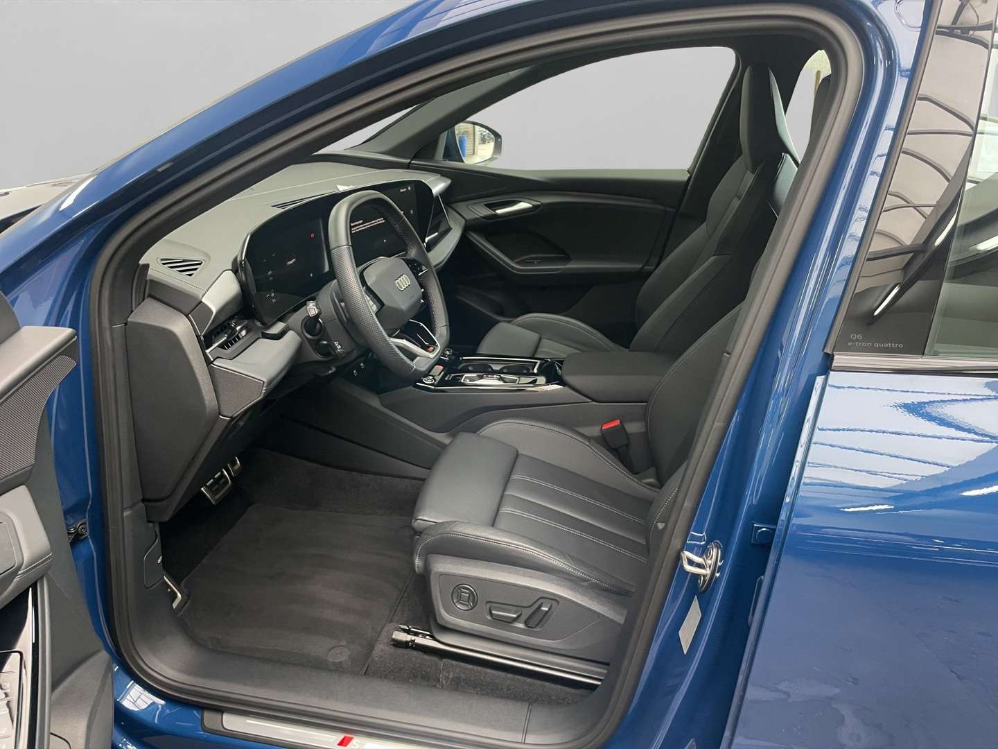 Audi Q6 E-tron S-LINE - 2024 - Joinsteer - #9