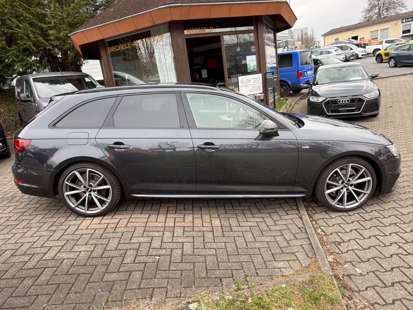 Audi A4 S Line Avant - 2018 - Joinsteer - #16