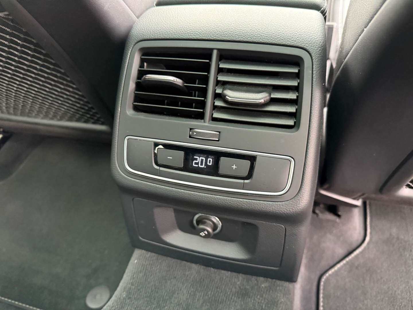 Audi A4 S Line Avant - 2018 - Joinsteer - #26