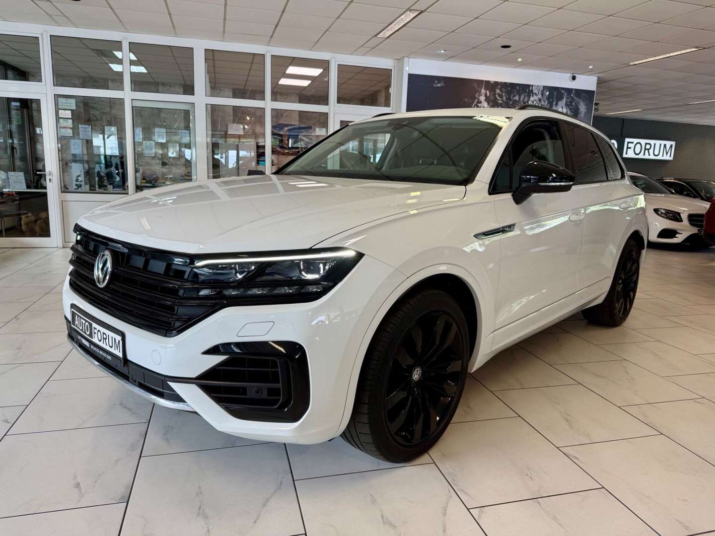 Volkswagen Touareg TDI 4Motion R-Line - 2019 - Joinsteer - #3