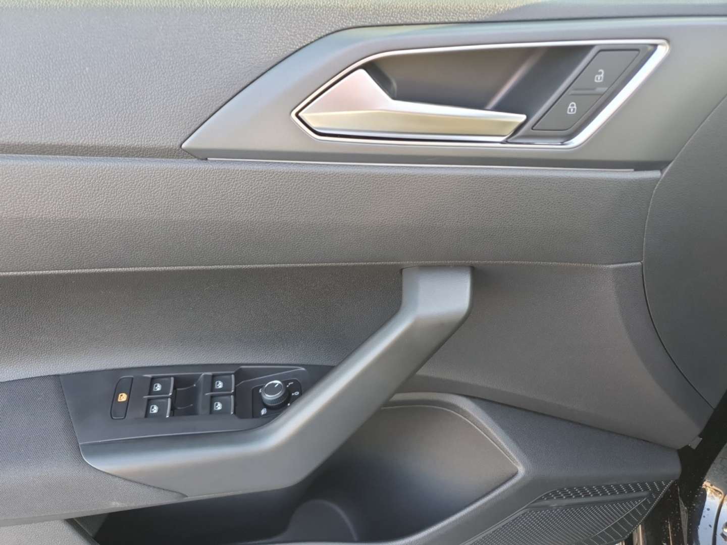 Volkswagen Taigo R-Line - 2025 - Joinsteer - #10