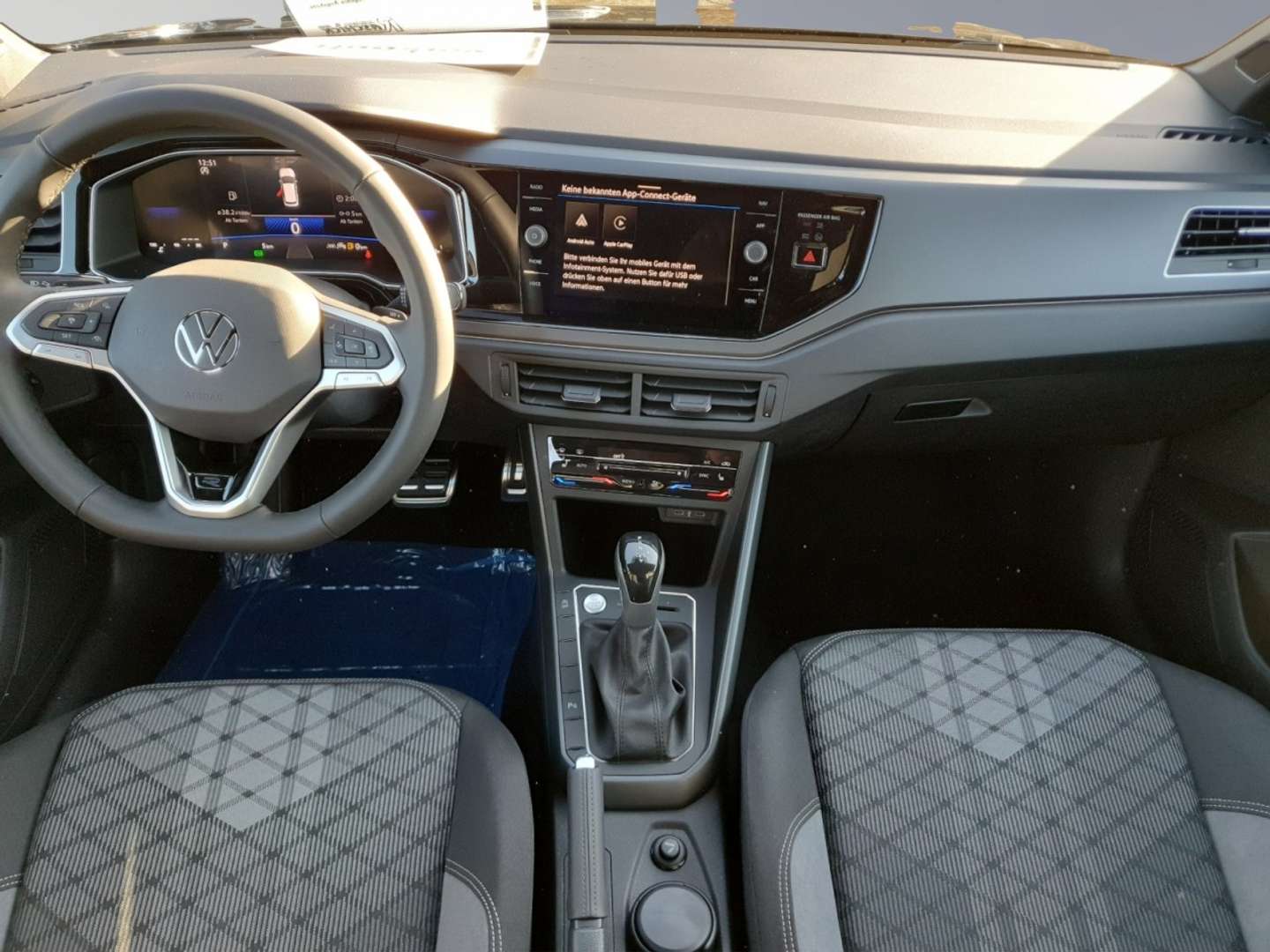 Volkswagen Taigo R-Line - 2025 - Joinsteer - #12