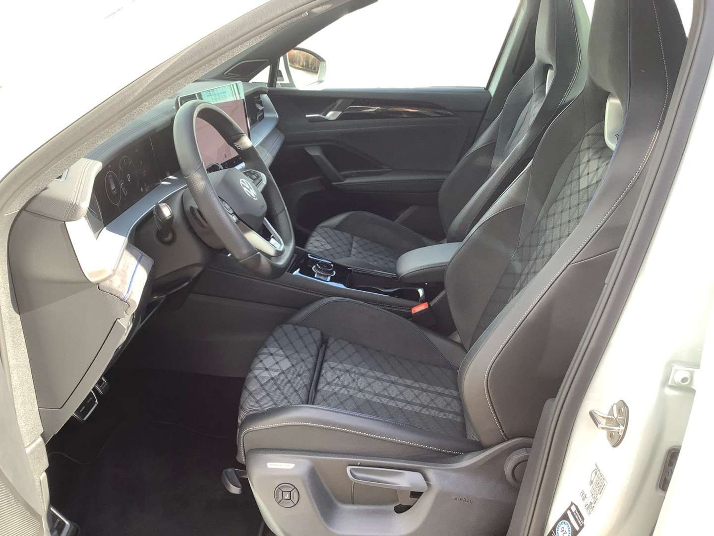 Volkswagen Tayron TDI R-Line 4Motion - 2025 - Joinsteer - #7