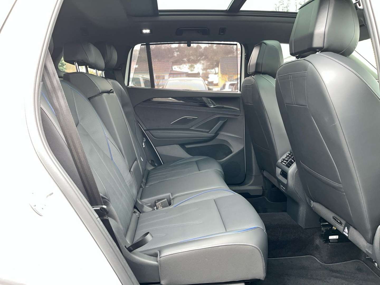 Volkswagen Tayron EHybrid R-Line - 2025 - Joinsteer - #14
