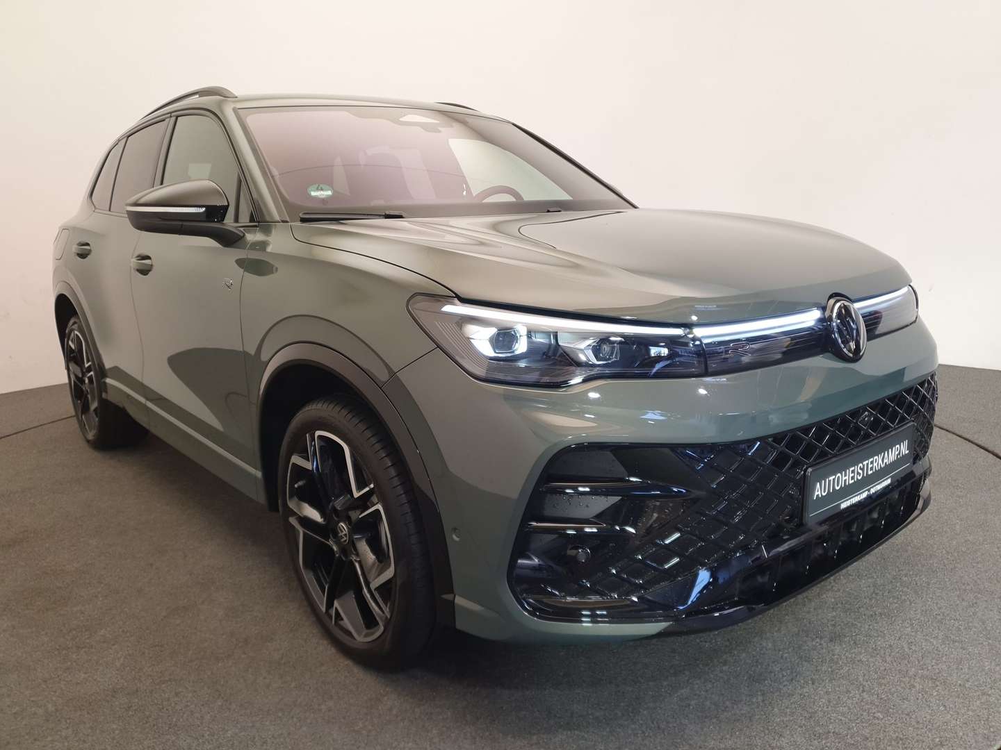 Volkswagen TIGUAN EHybrid R-Line - 2025 - Joinsteer - #4