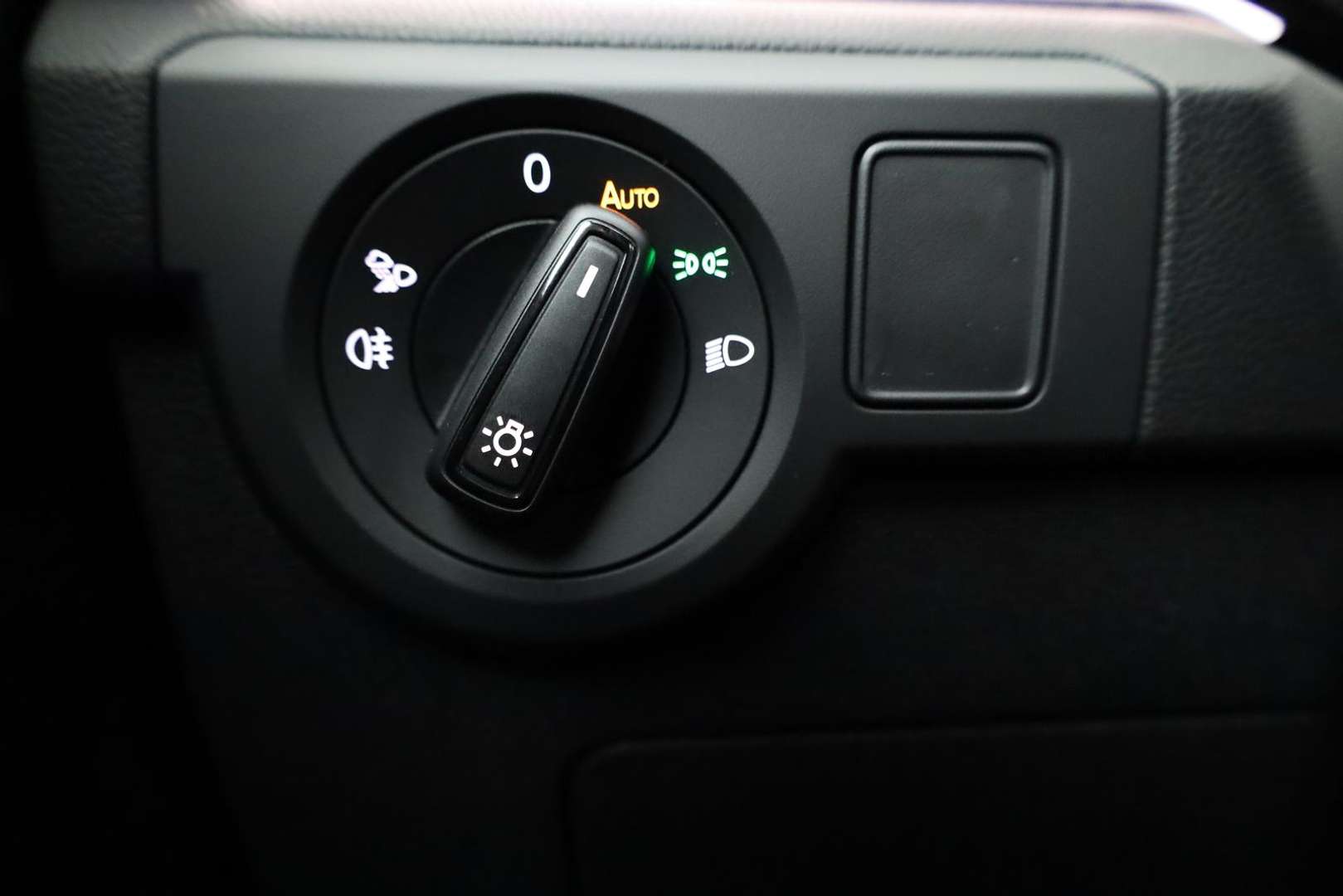 Volkswagen T-CROSS R-Line - 2026 - Joinsteer - #10