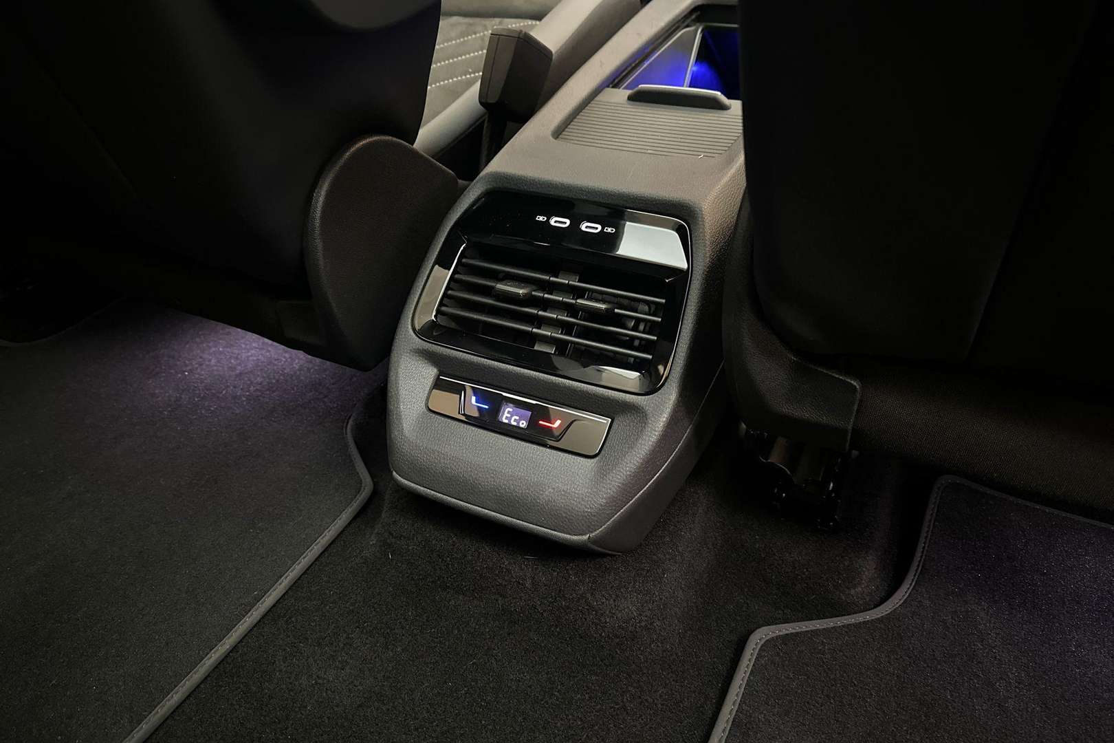 Volkswagen ID.4 Pro Business - 2025 - Joinsteer - #11