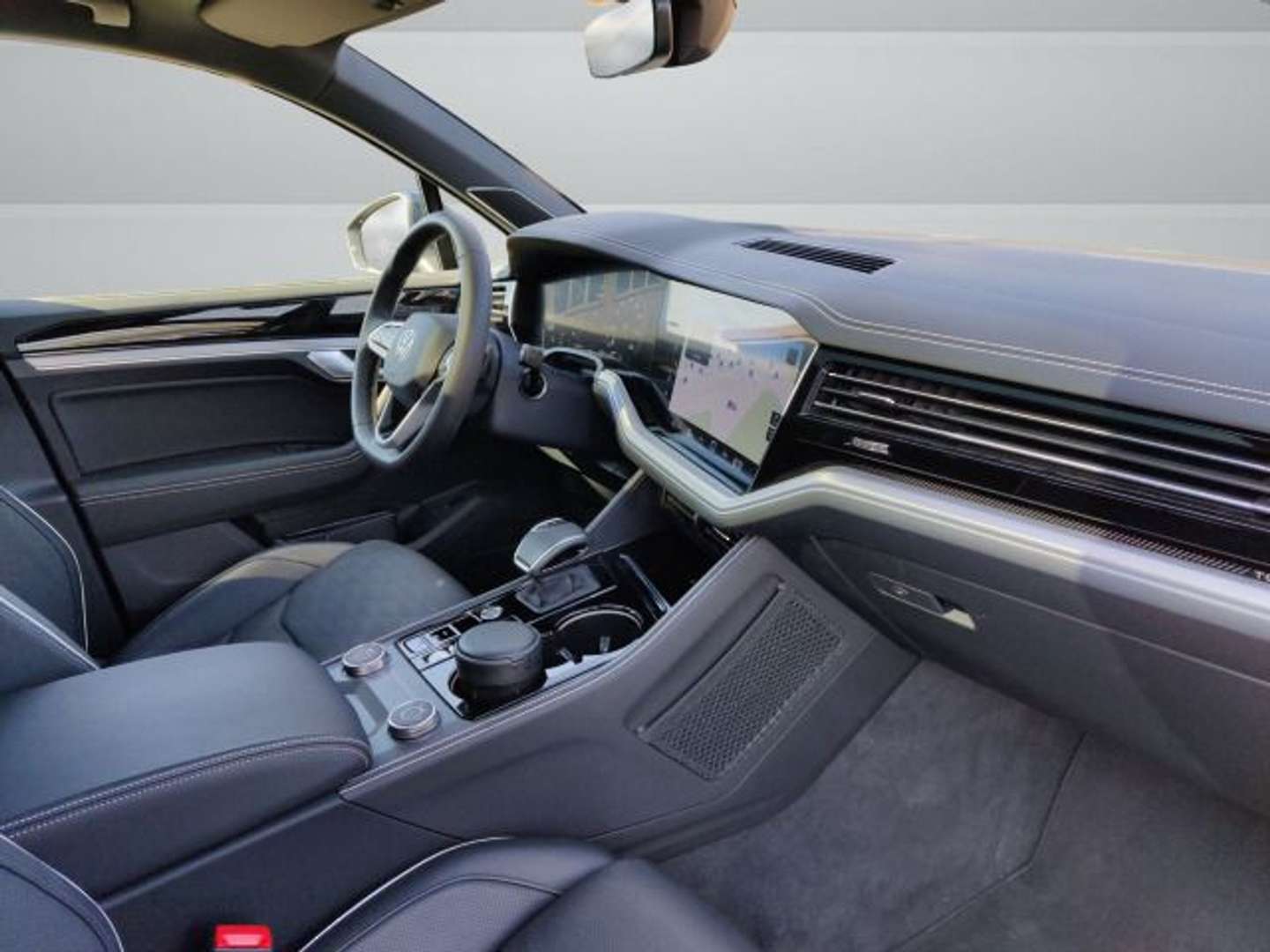 Volkswagen Touareg TDI - 2023 - Joinsteer - #9