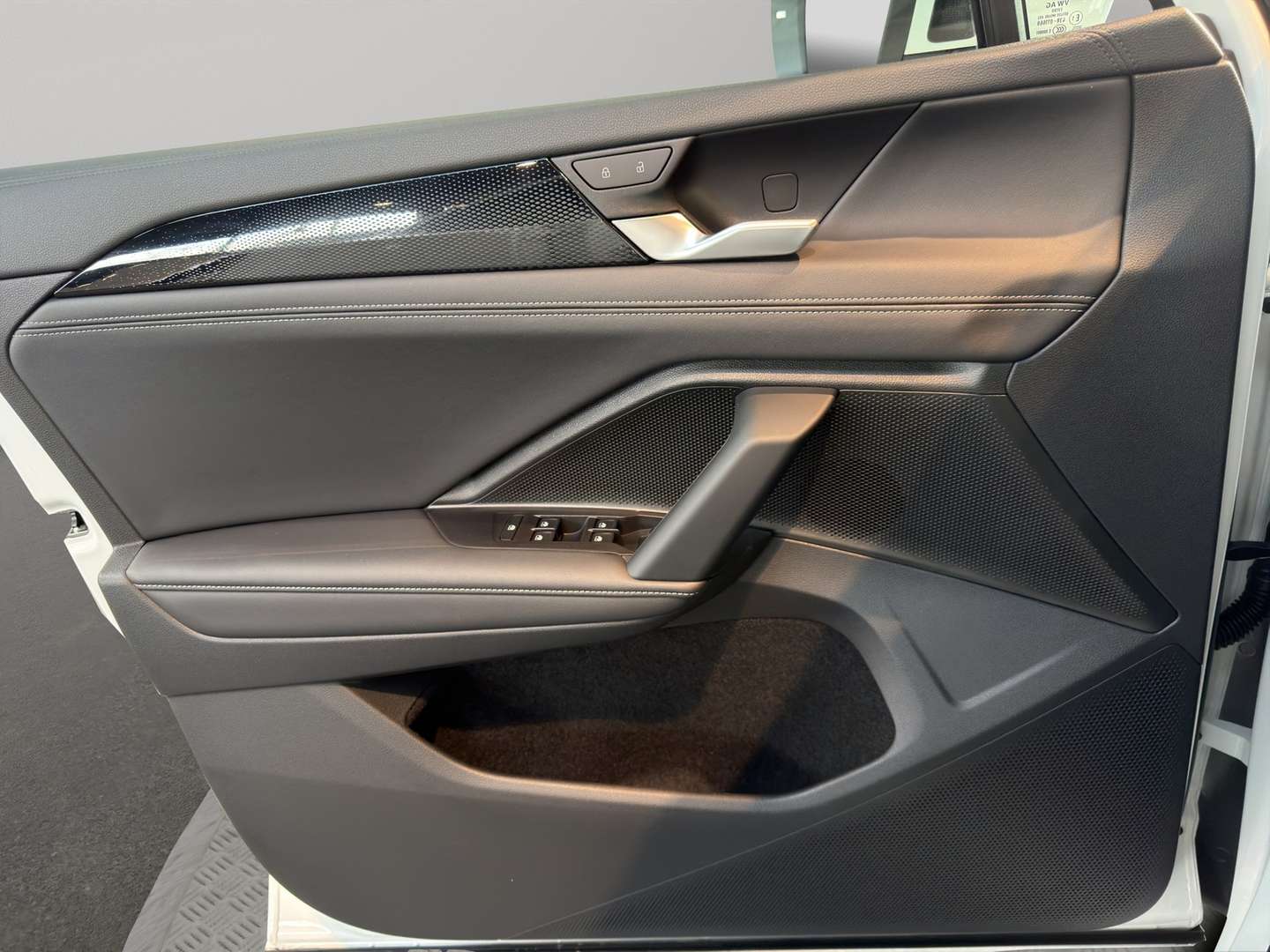 Volkswagen T-CROSS ETSI Life - 2025 - Joinsteer - #12