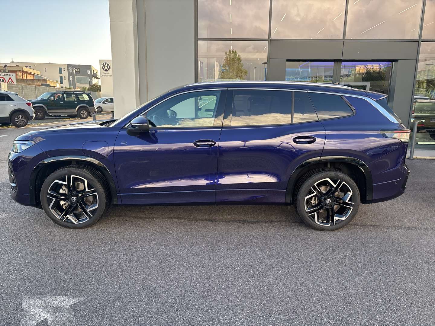 Volkswagen T-CROSS EHYBRID R-Line Plus - 2025 - Joinsteer - #5