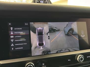 Porsche Macan S — photo 13
