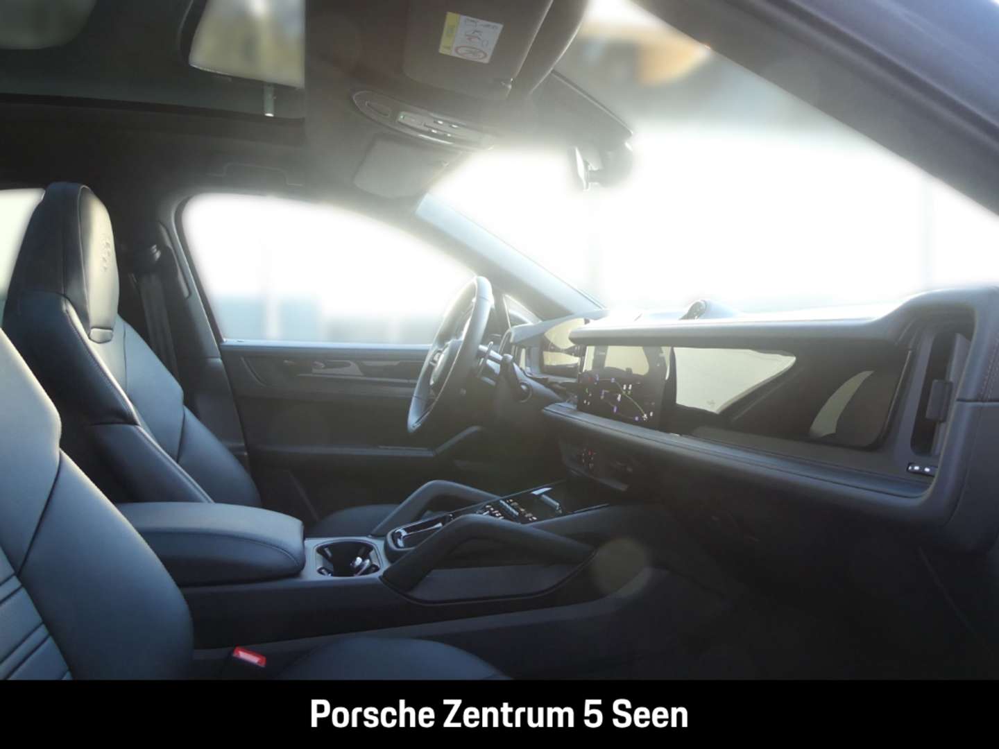 Porsche Cayenne III E-Hybrid Black Edition - 2026 - Joinsteer - #12