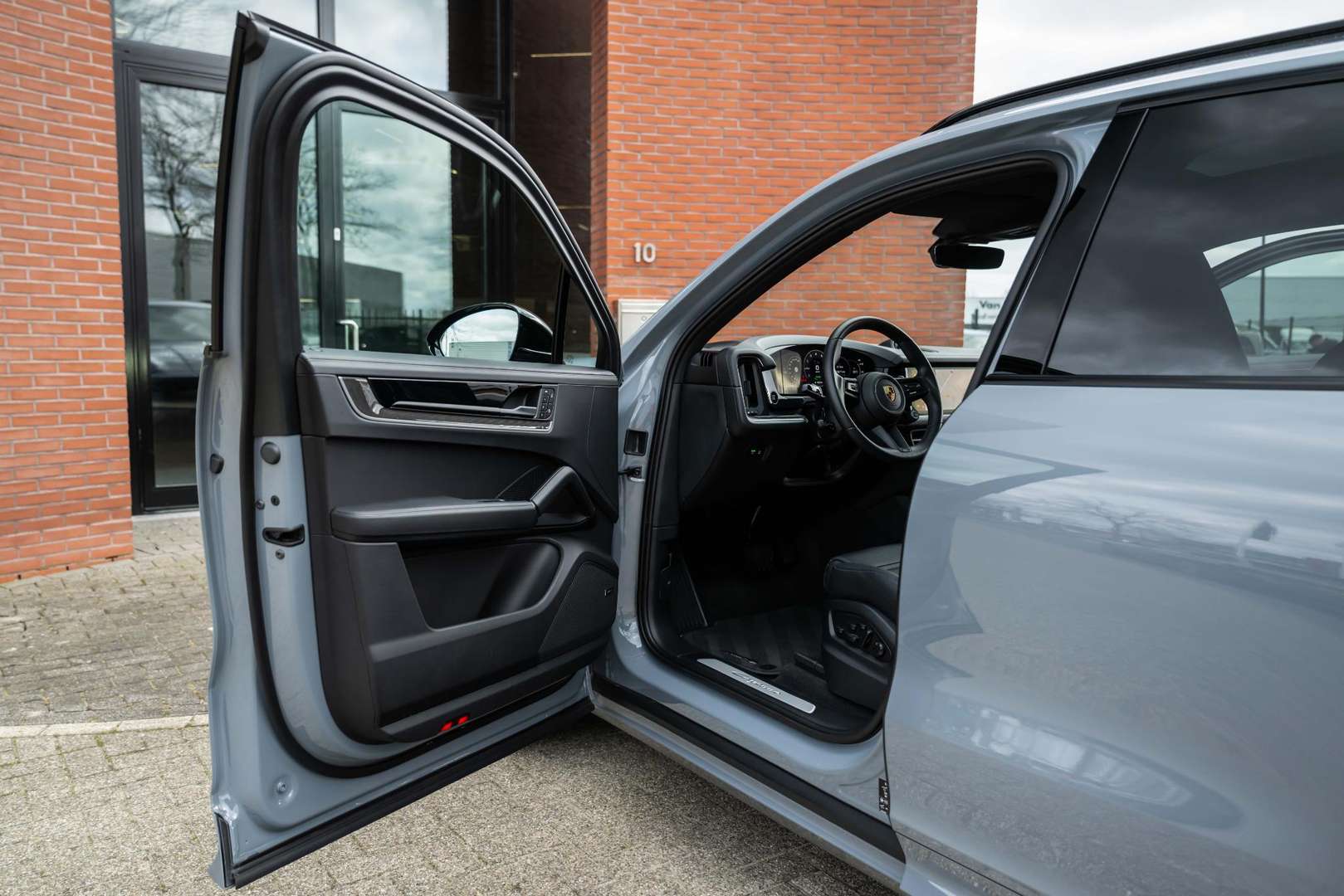 Porsche Cayenne III E-Hybrid - 2024 - Joinsteer - #10