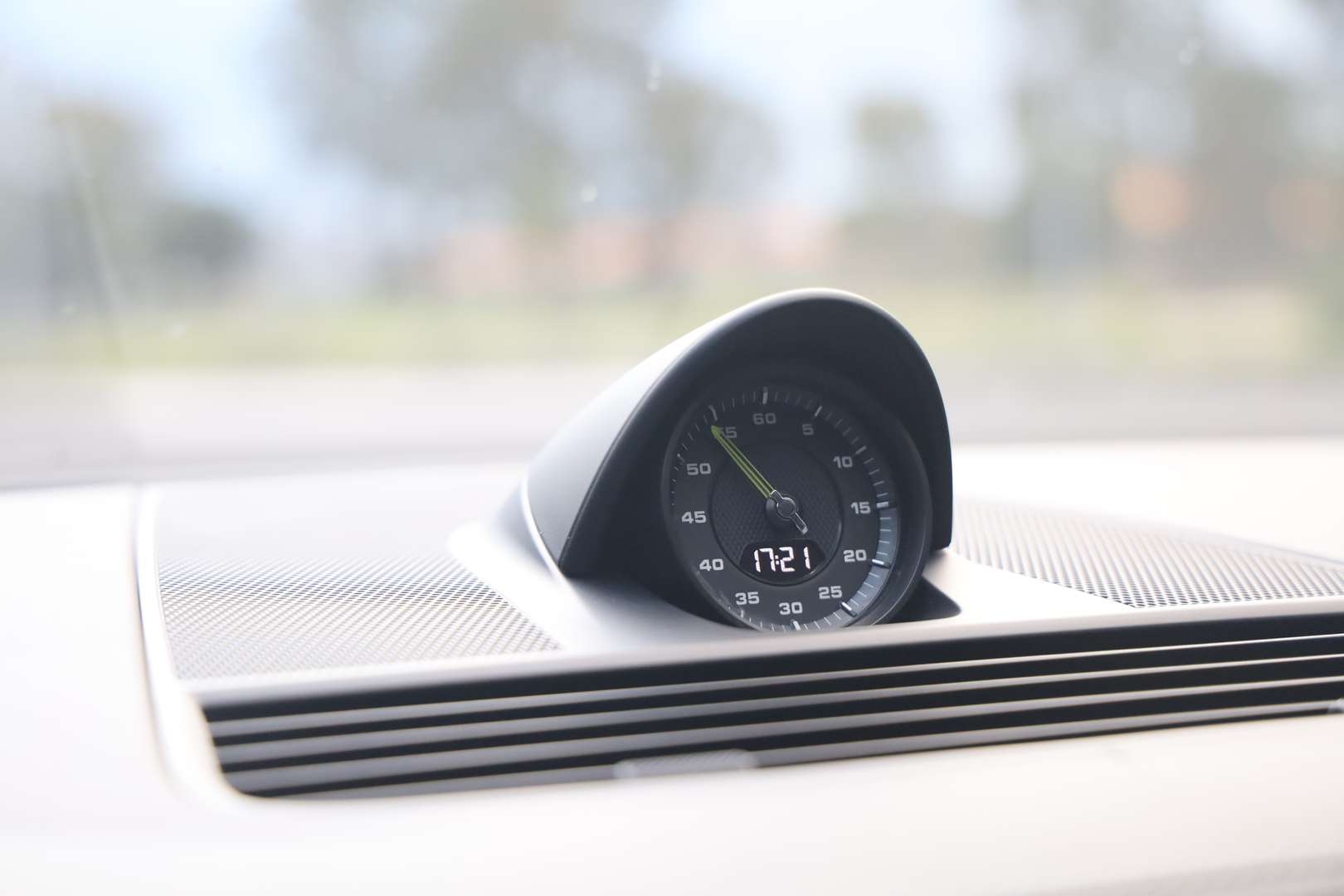 Porsche Panamera II Platinum Edition - 2024 - Joinsteer - #16