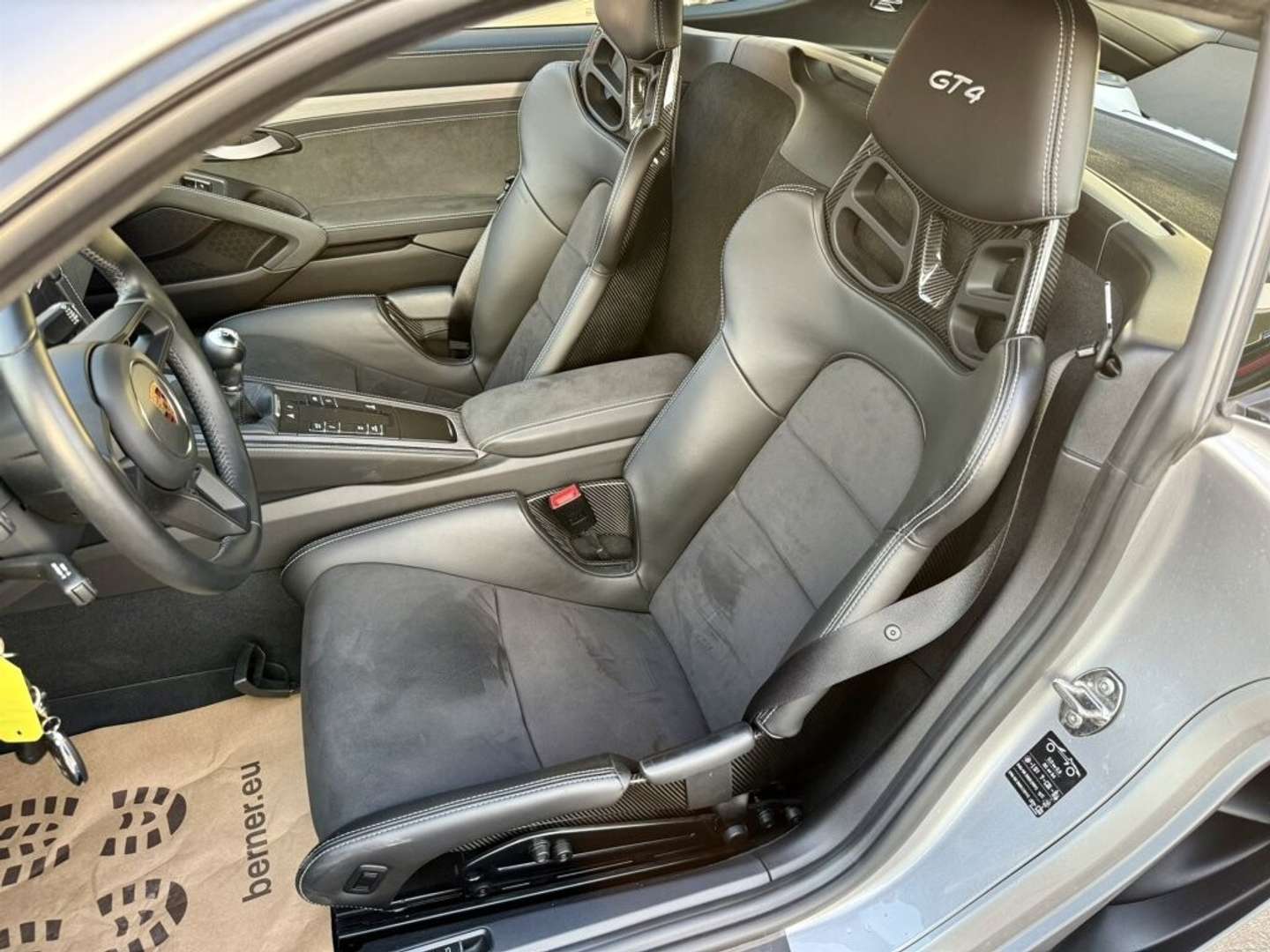 Porsche 718 Cayman GT4 - 2022 - Joinsteer - #11