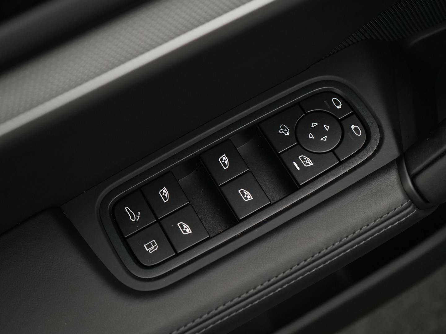 Porsche Cayenne III E-Hybrid - 2025 - Joinsteer - #23