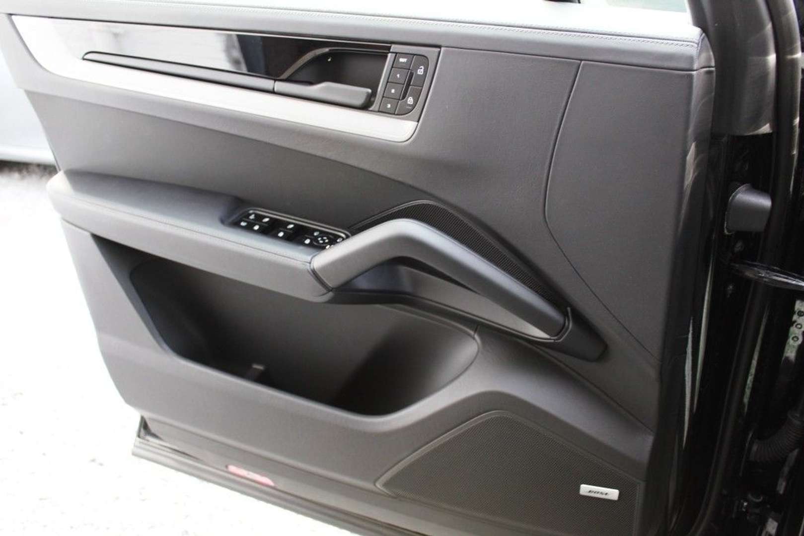 Porsche Cayenne III E-Hybrid - 2024 - Joinsteer - #8