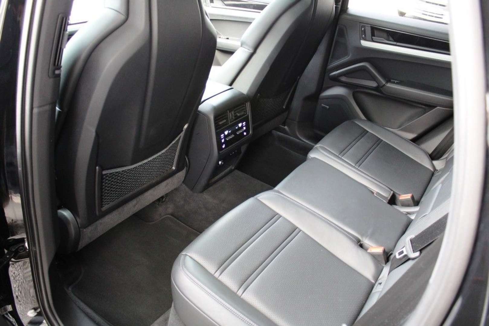 Porsche Cayenne III E-Hybrid - 2024 - Joinsteer - #17