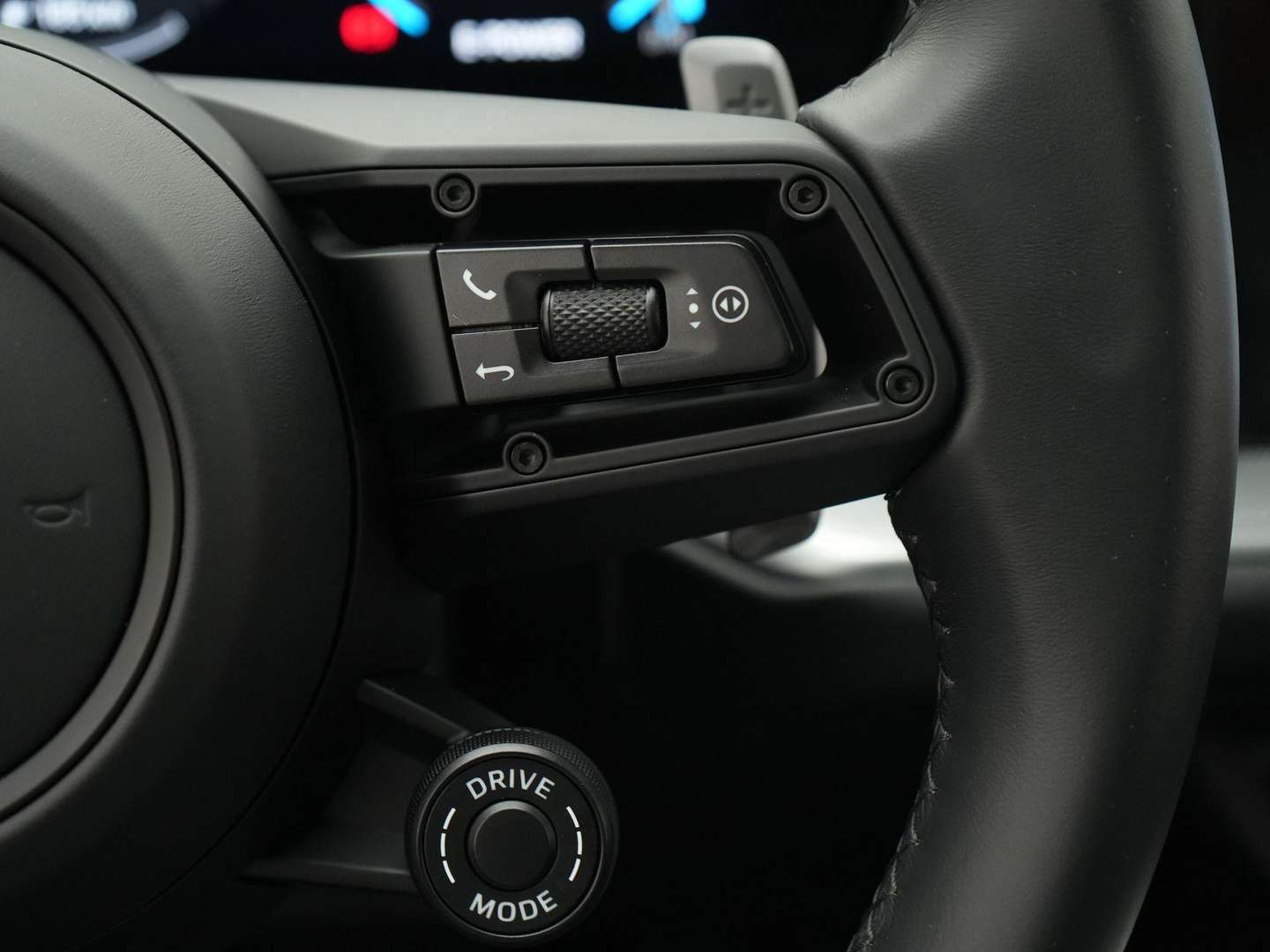 Porsche Cayenne III E-Hybrid - 2025 - Joinsteer - #43