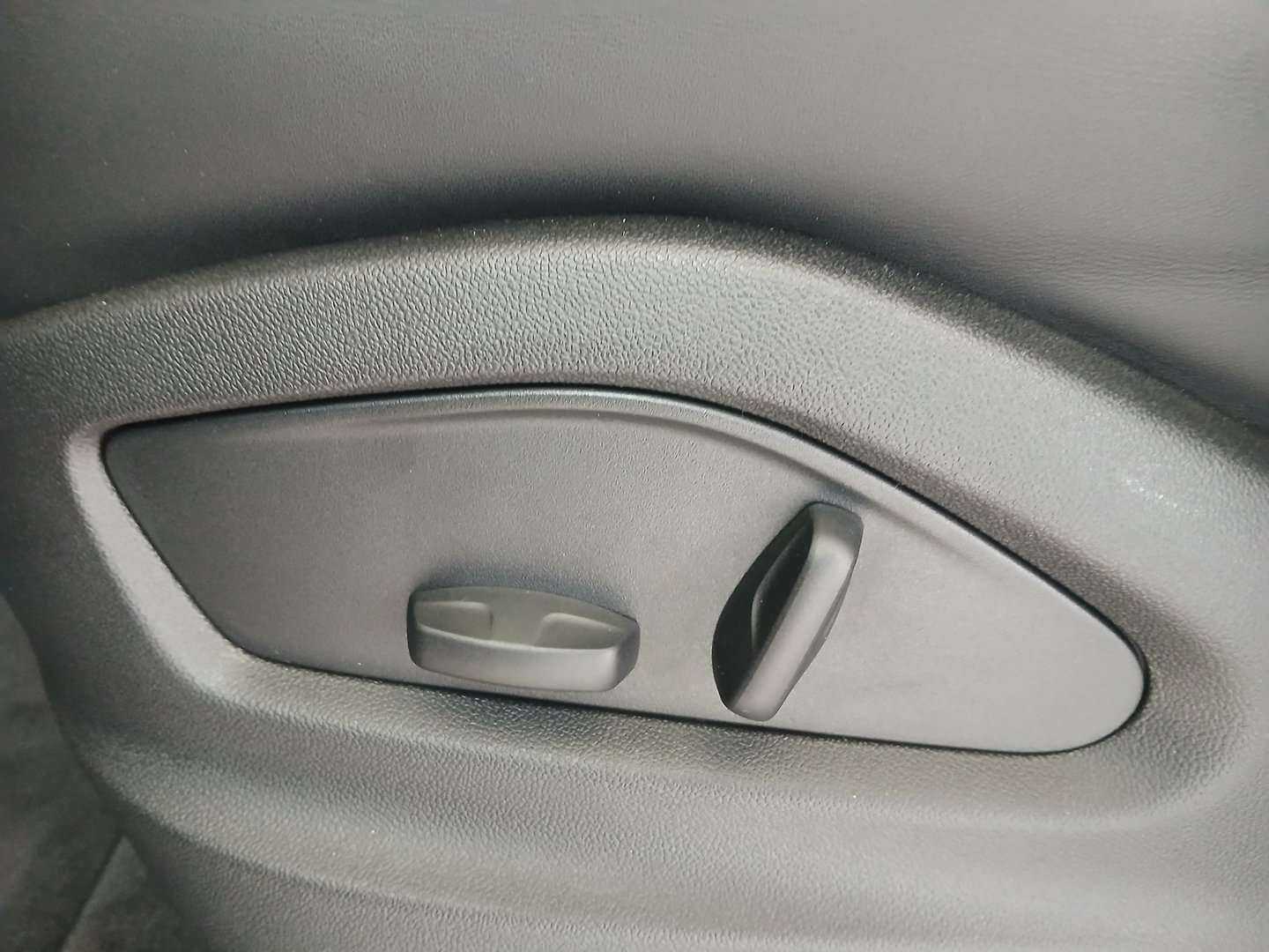 Porsche Cayenne III E-Hybrid - 2026 - Joinsteer - #13