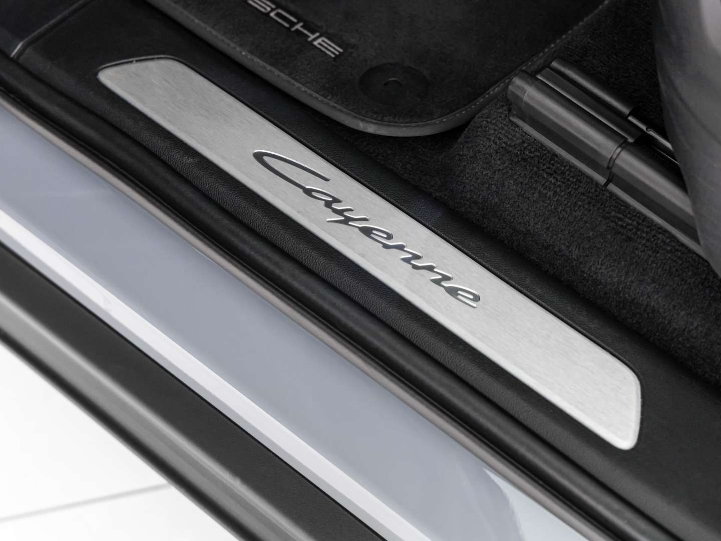 Porsche Cayenne III E-Hybrid - 2024 - Joinsteer - #11