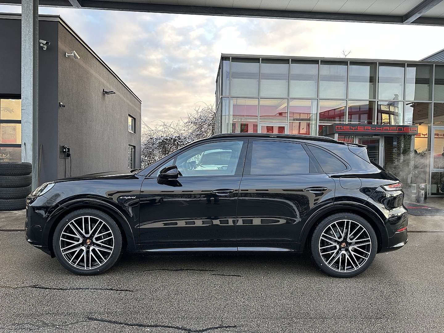 Porsche Cayenne III E-Hybrid Black Edition - 2025 - Joinsteer - #7