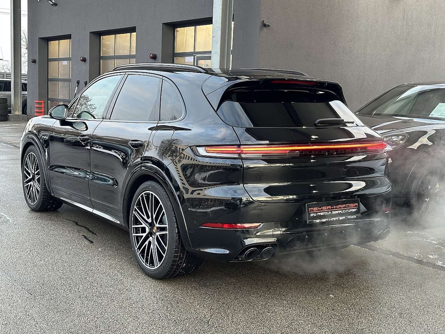 Porsche Cayenne III E-Hybrid Black Edition - 2025 - Joinsteer - #8