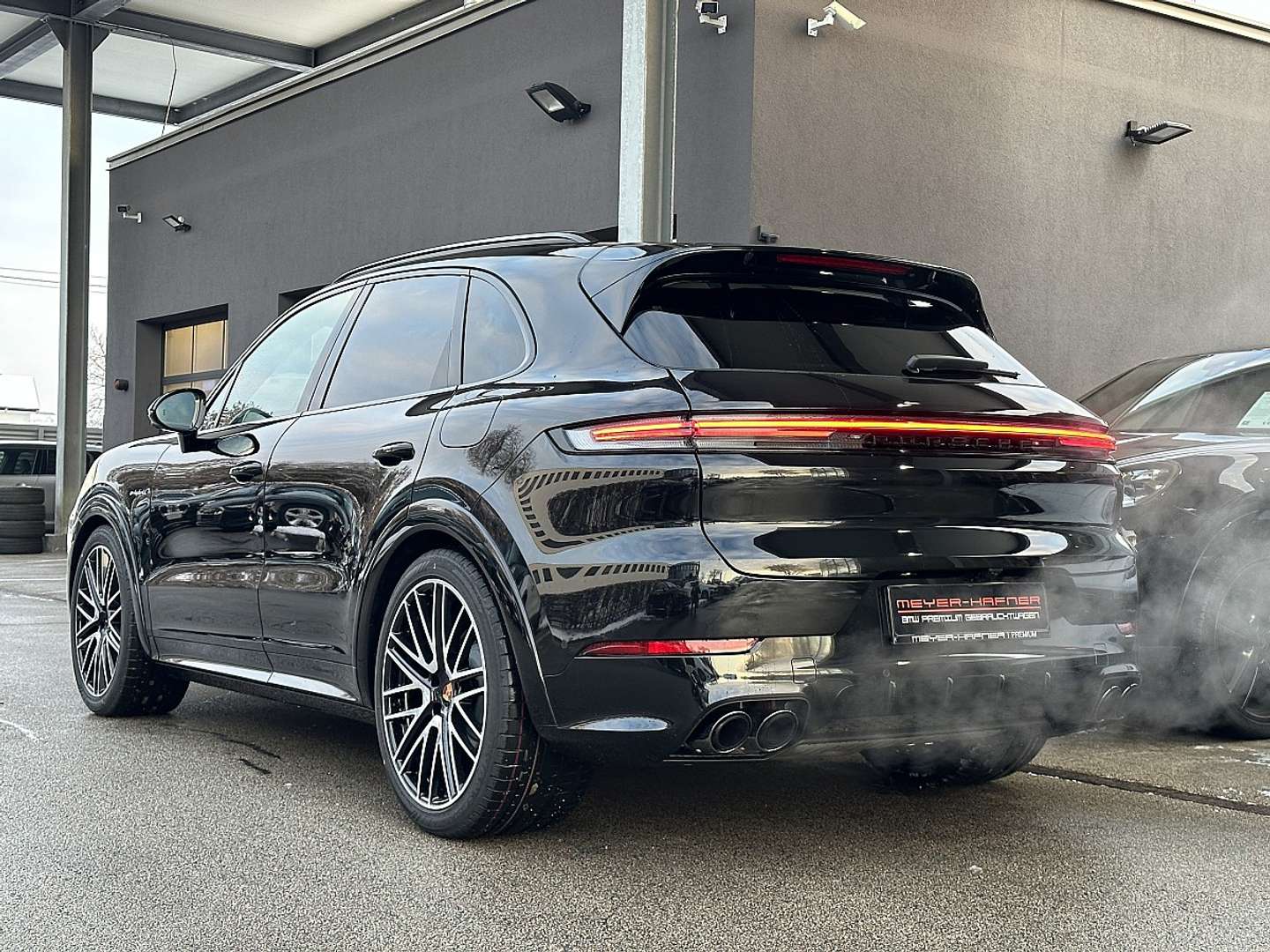 Porsche Cayenne III E-Hybrid Black Edition - 2025 - Joinsteer - #9