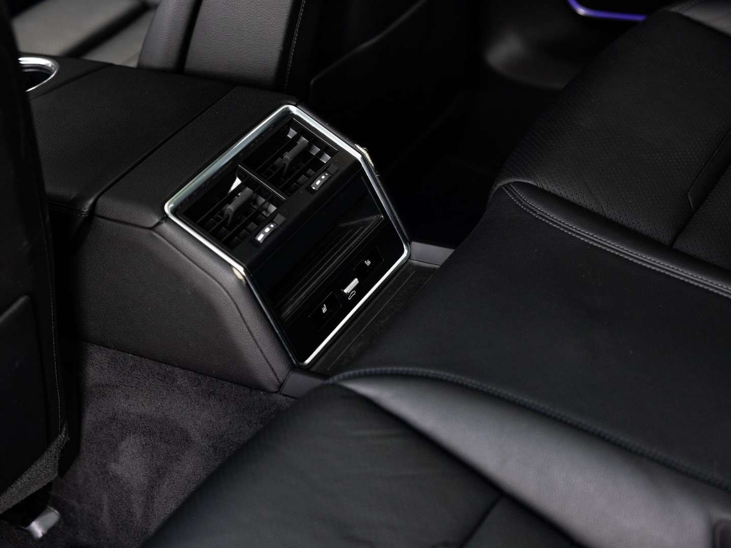 Porsche Panamera II E-Hybrid Platinum Edition - 2021 - Joinsteer - #29