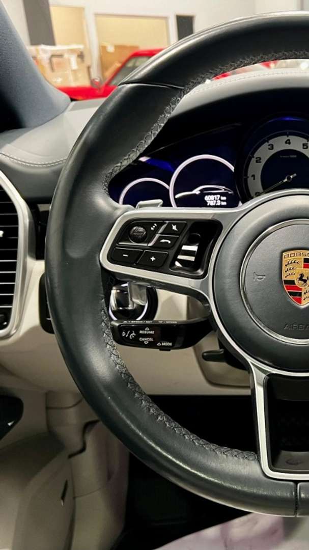 Porsche Cayenne III E-Hybrid Platinum Edition - 2023 - Joinsteer - #27