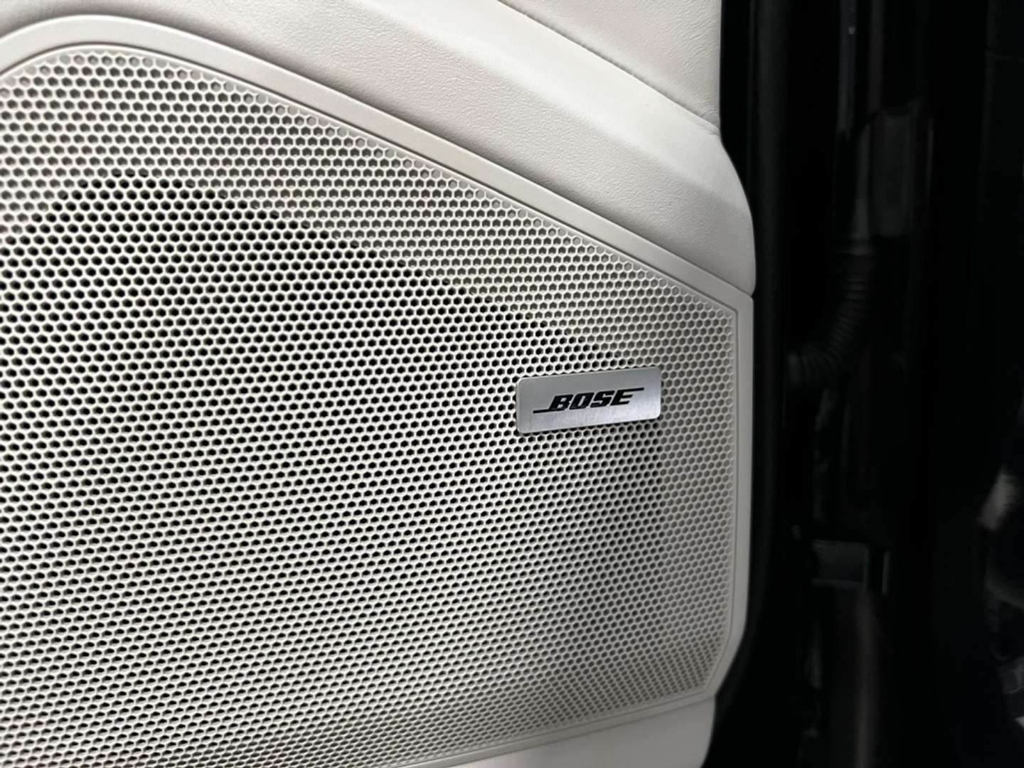 Porsche Cayenne III E-Hybrid Platinum Edition - 2023 - Joinsteer - #38