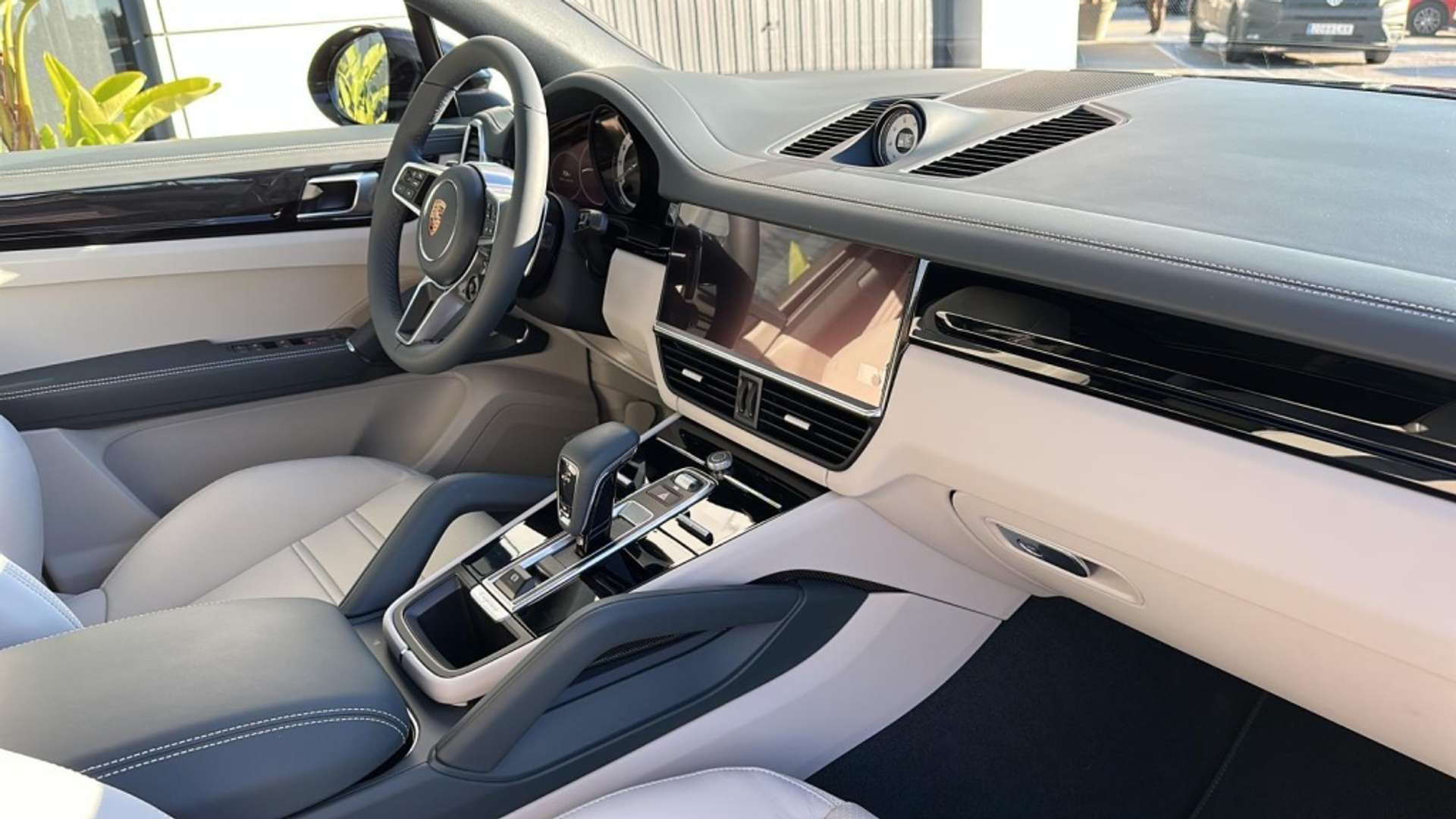 Porsche Cayenne III E-Hybrid Platinum Edition - 2023 - Joinsteer - #40