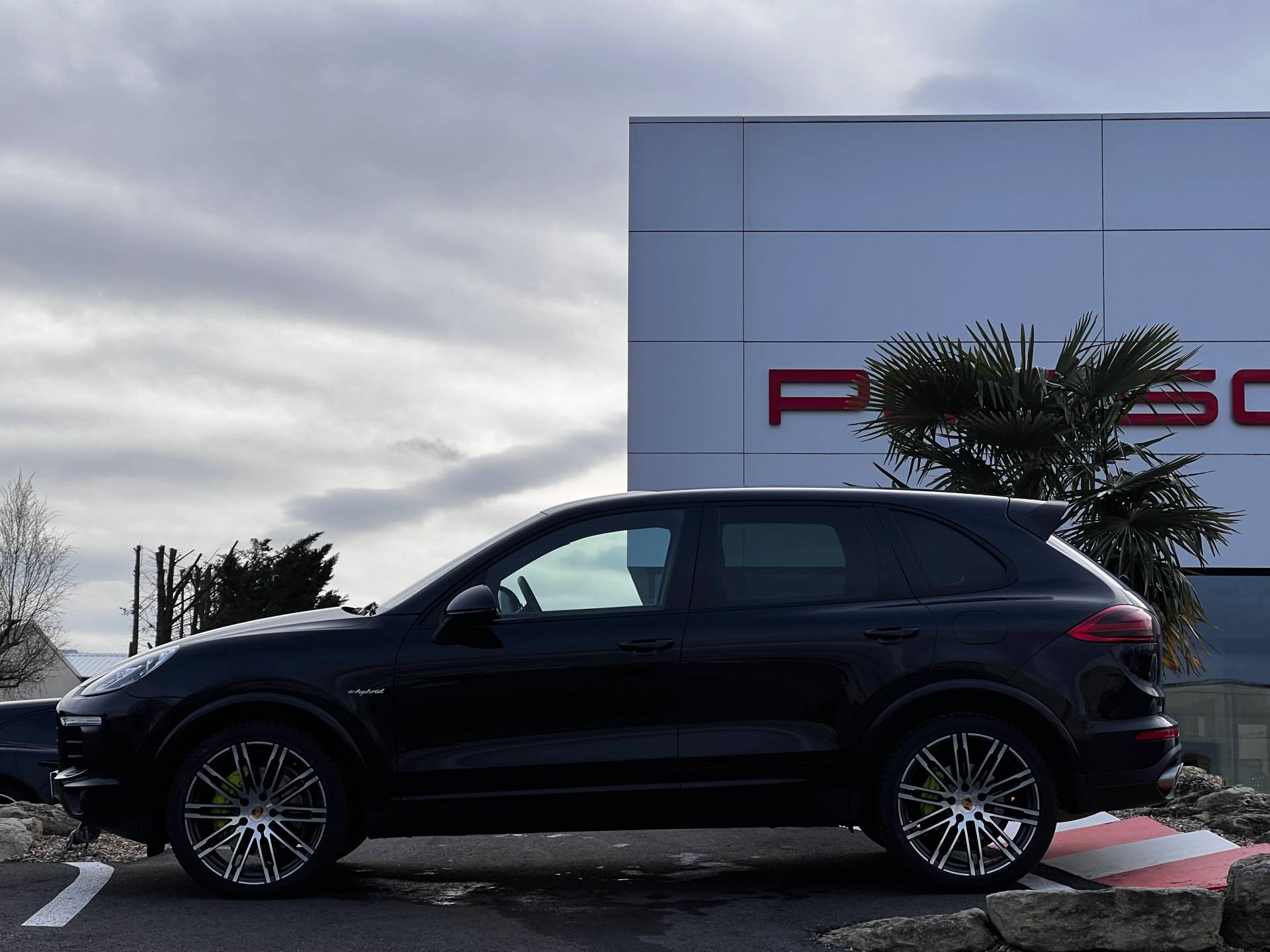 Porsche Cayenne II ph2 S E-Hybrid Platinum Edition - 2017 - Joinsteer - #2