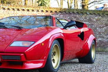 Lamborghini Countach — photo 20