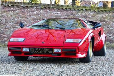 Lamborghini Countach — photo 23