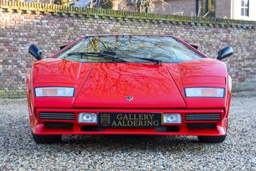 Lamborghini Countach — photo 41