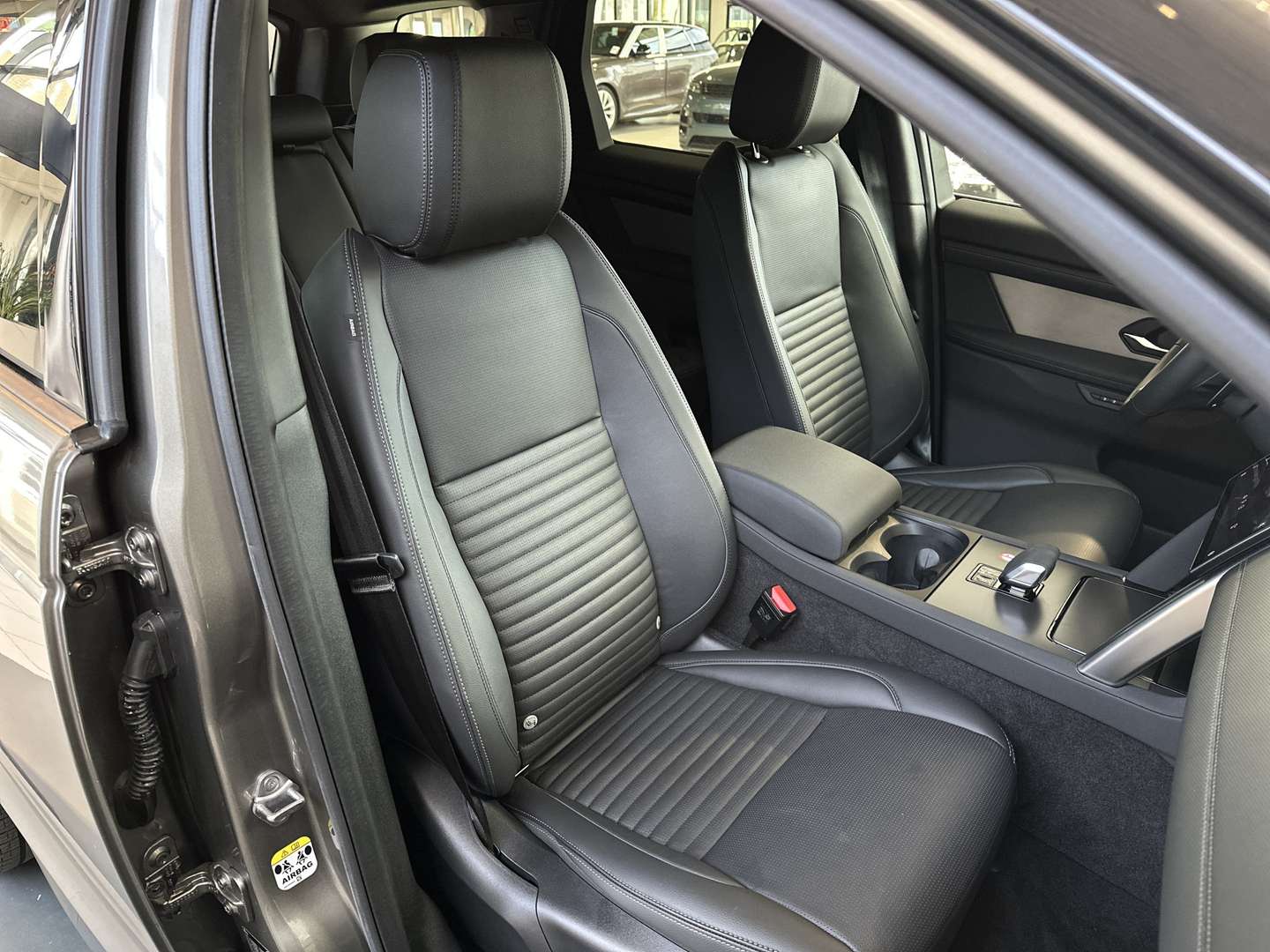 Land Rover Discovery Sport Dynamic SE P270e PHEV - 2025 - Joinsteer - #10