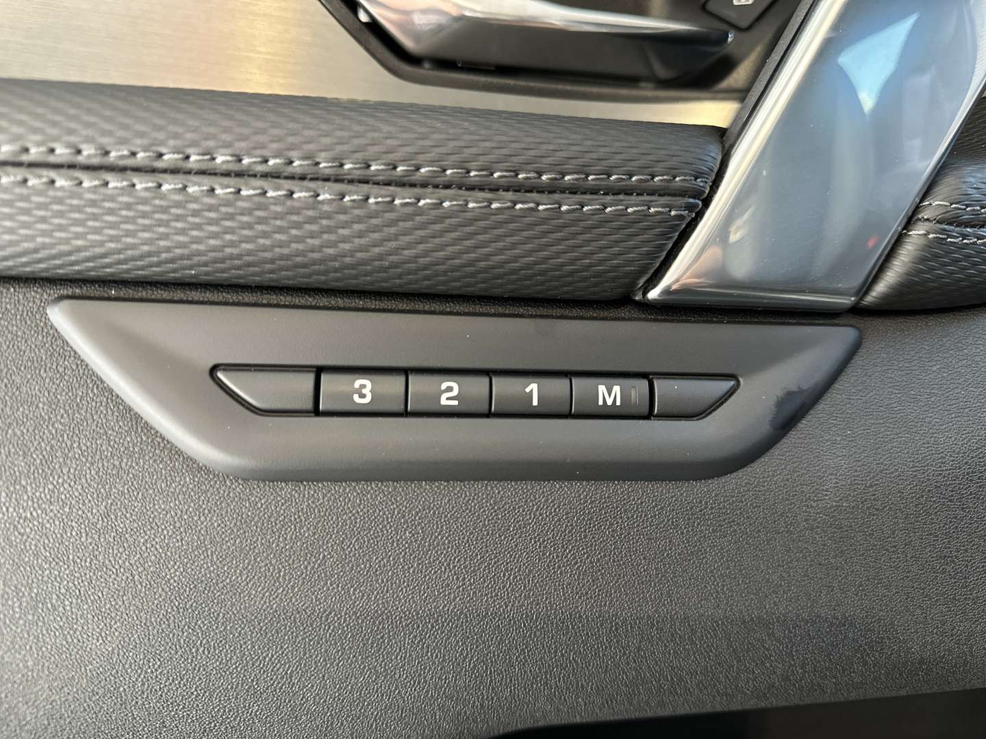 Land Rover Discovery Sport Dynamic SE P270e PHEV - 2025 - Joinsteer - #12